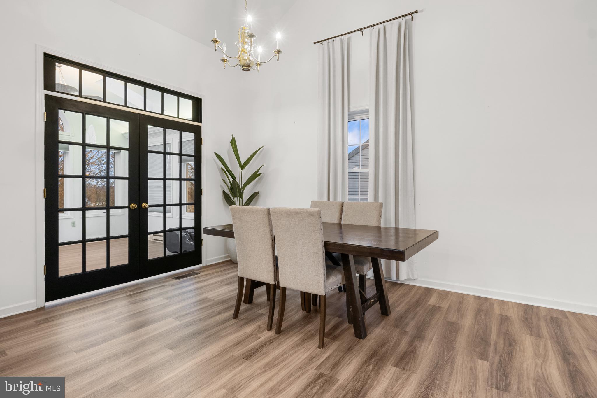 NORTHBROOKE - Residential