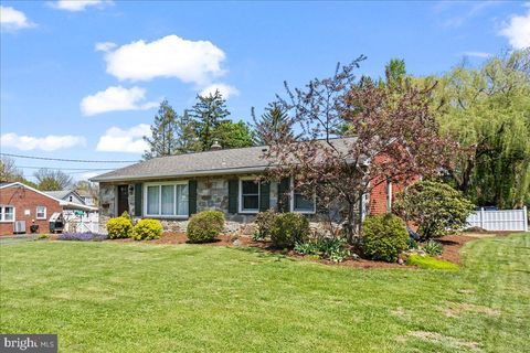 6281 CARPENTER STREET EAST PETERSBURG PA 17520