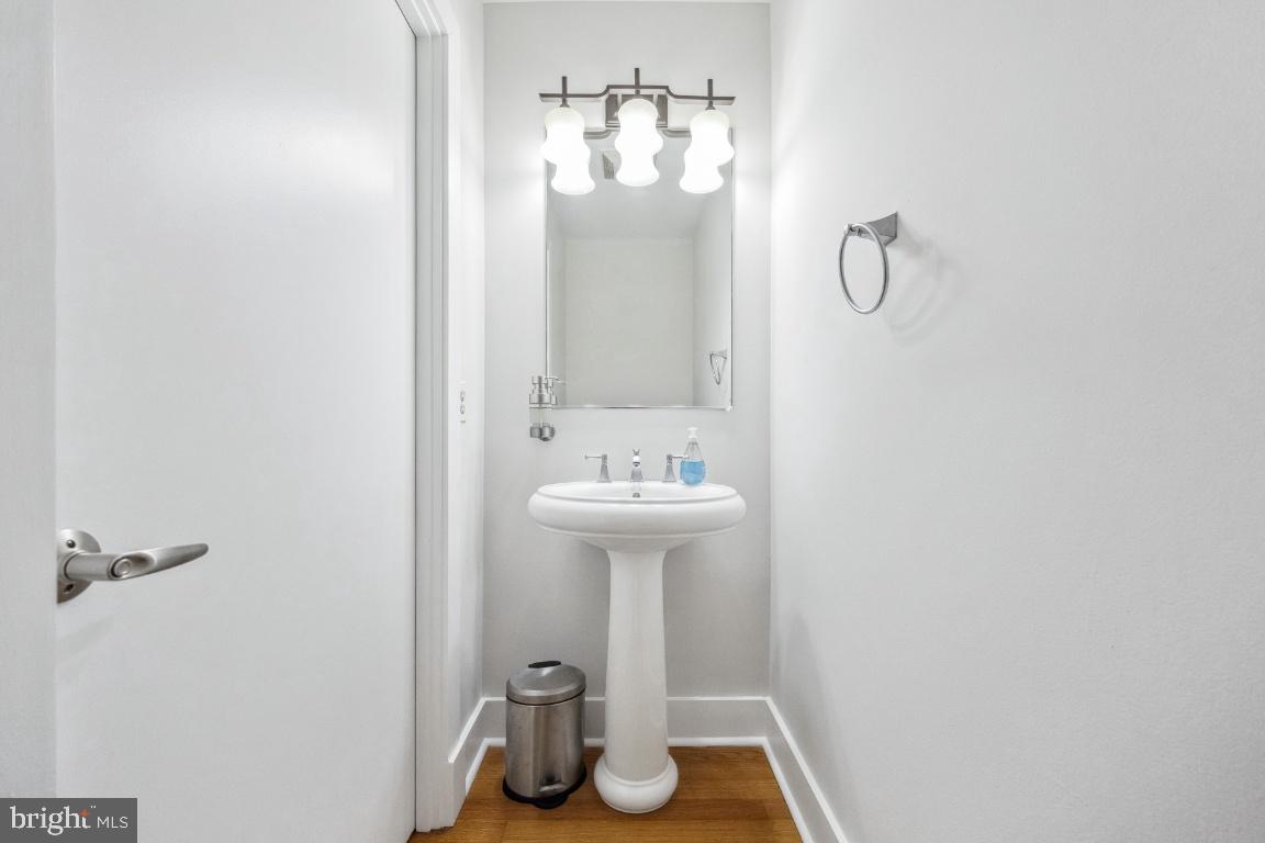 HARBOR EAST - Residential