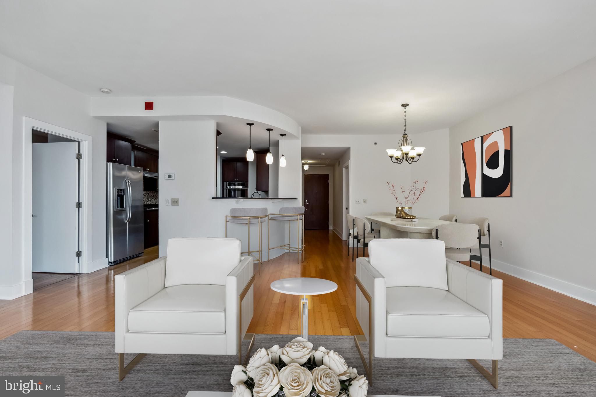HARBOR EAST - Residential