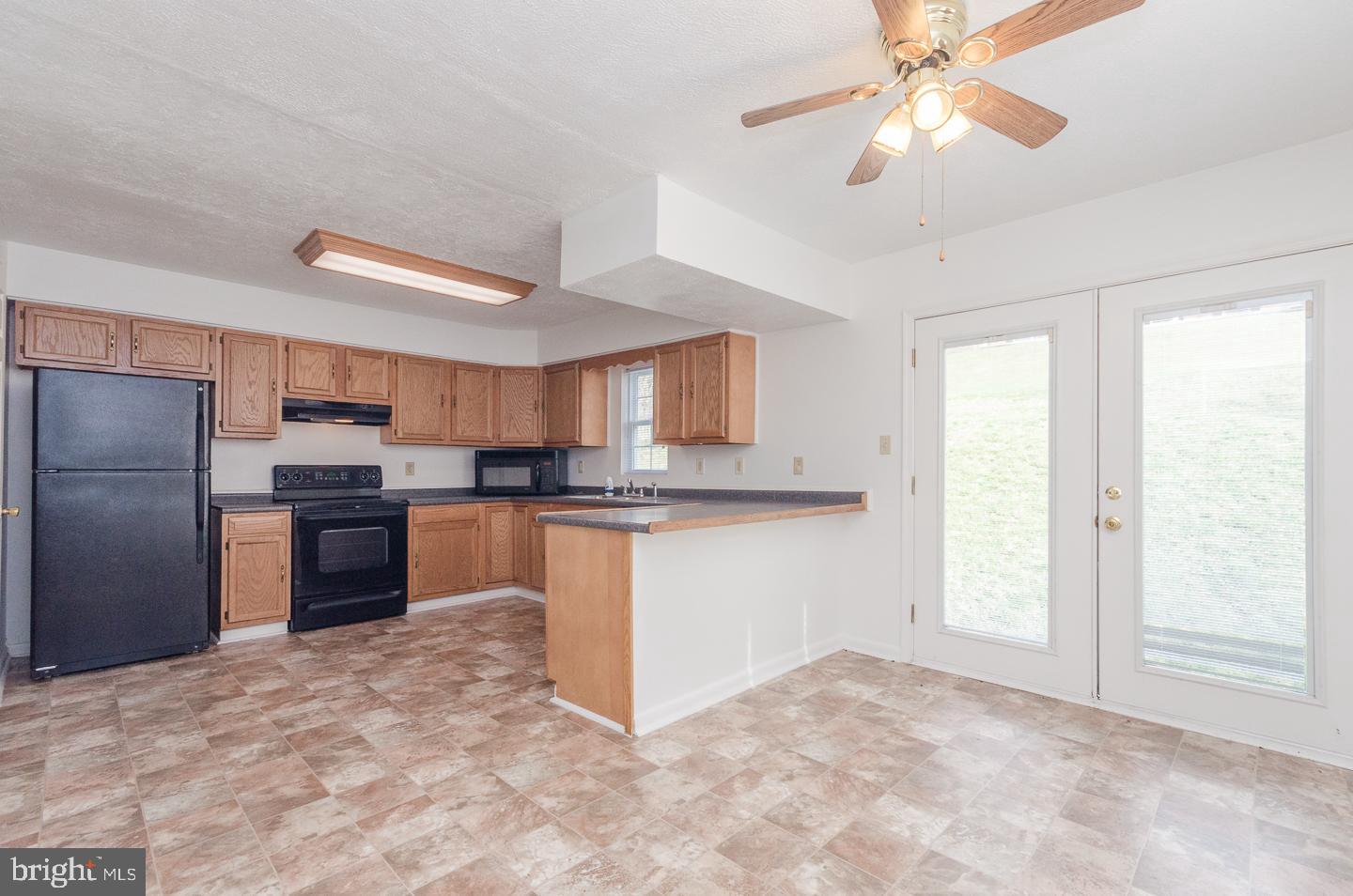 CROSFIELD ADDITION - Residential Lease