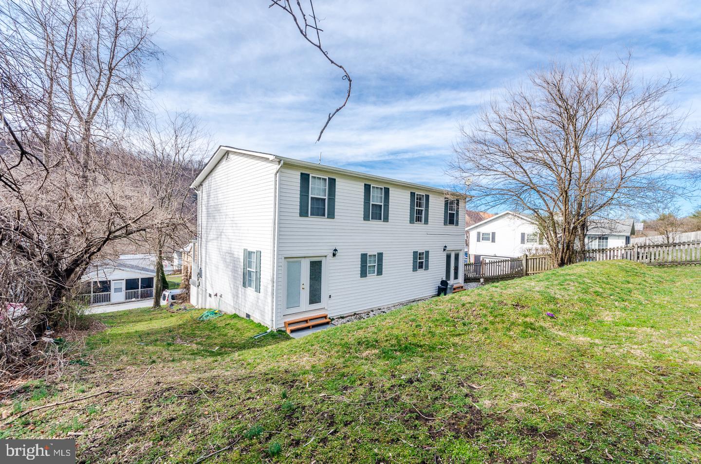 CROSFIELD ADDITION - Residential Lease