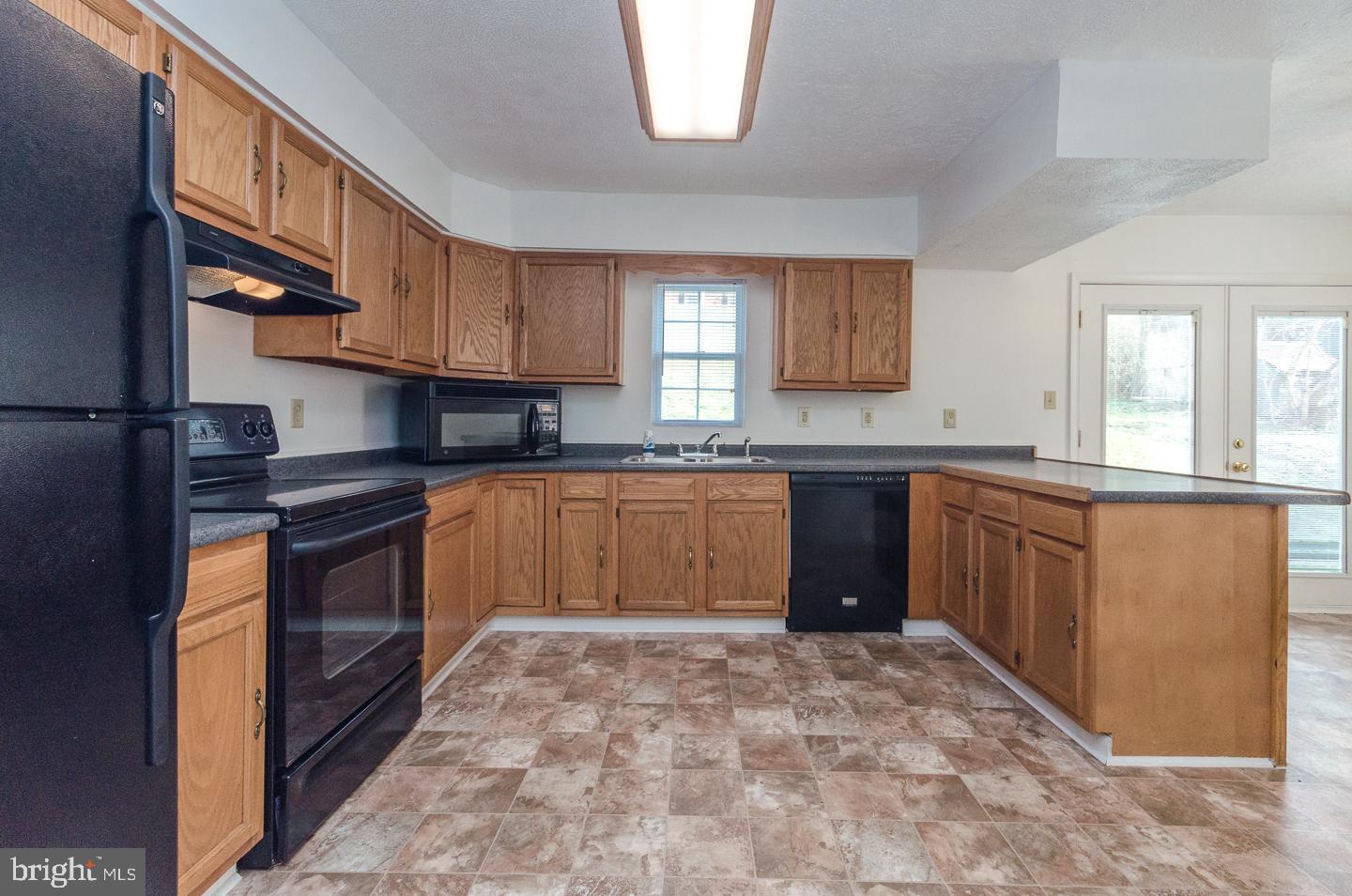 CROSFIELD ADDITION - Residential Lease