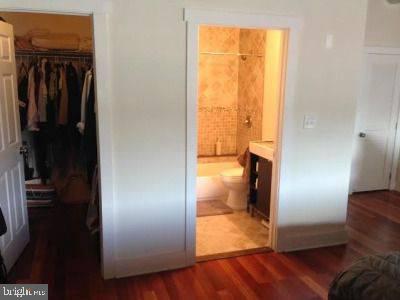 EAST FALLS - Residential Lease