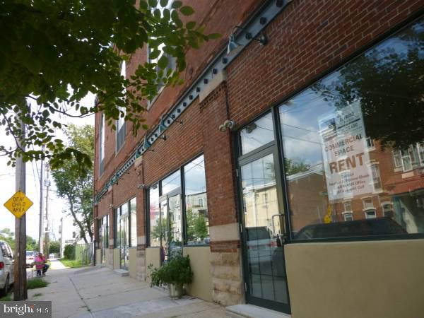 EAST FALLS - Residential Lease