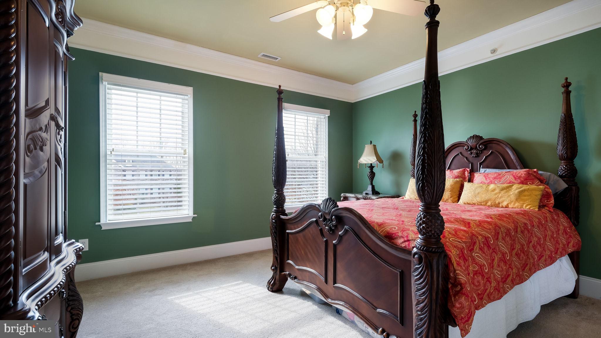 SPRING VALLEY - Residential