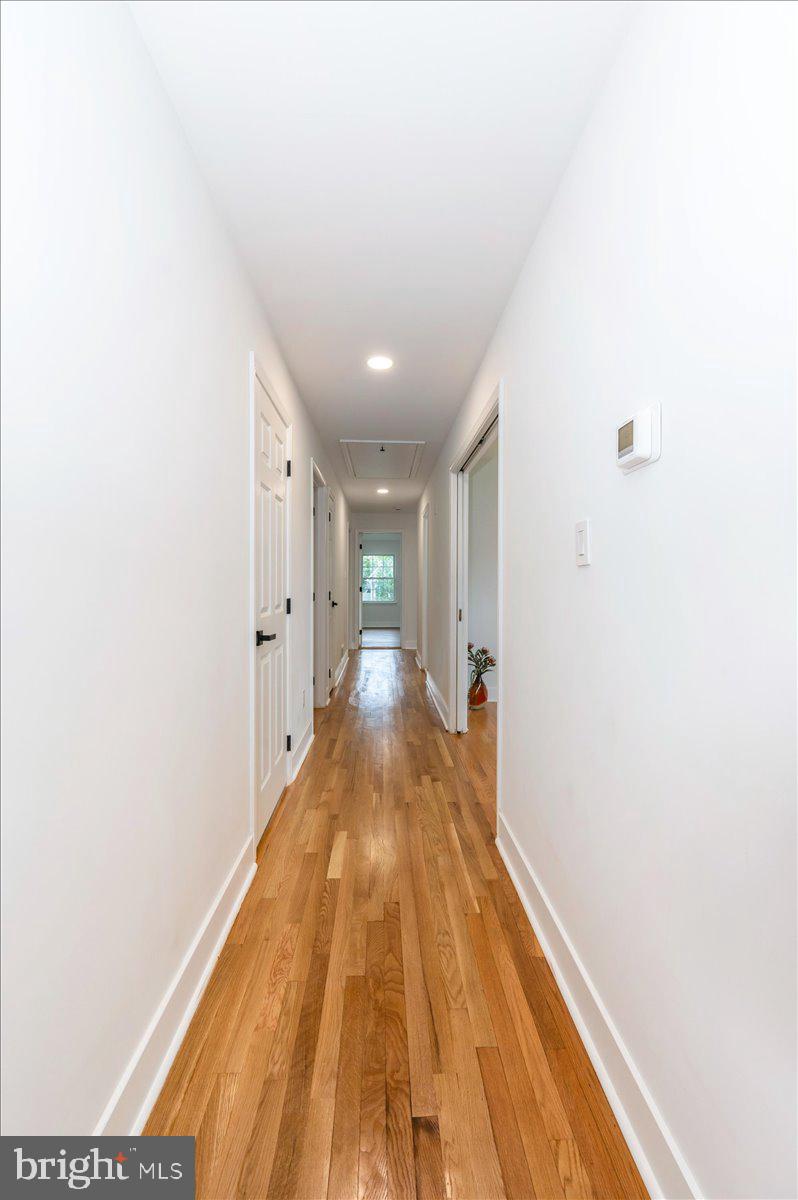 PT ROCKVILLE OUT RES. 3 - Residential