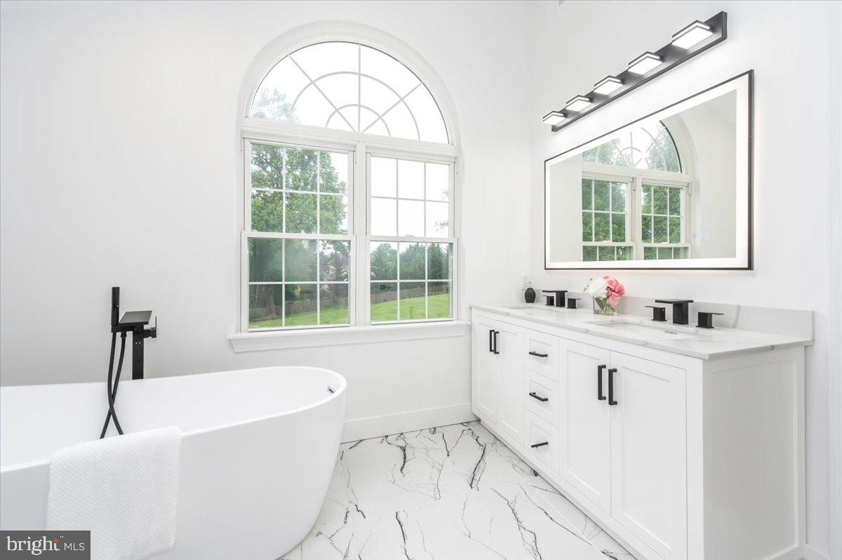 PT ROCKVILLE OUT RES. 3 - Residential