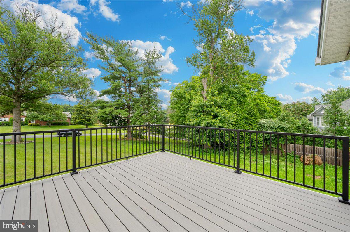 PT ROCKVILLE OUT RES. 3 - Residential