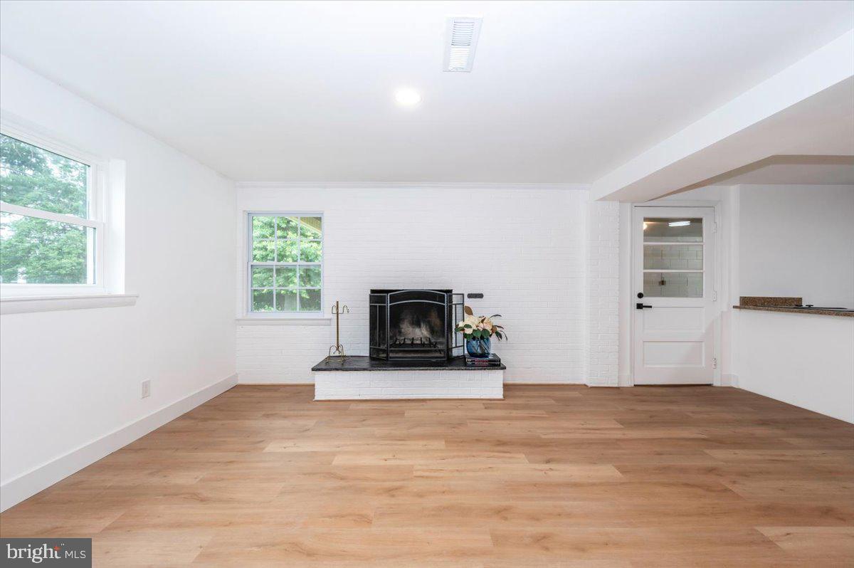 PT ROCKVILLE OUT RES. 3 - Residential