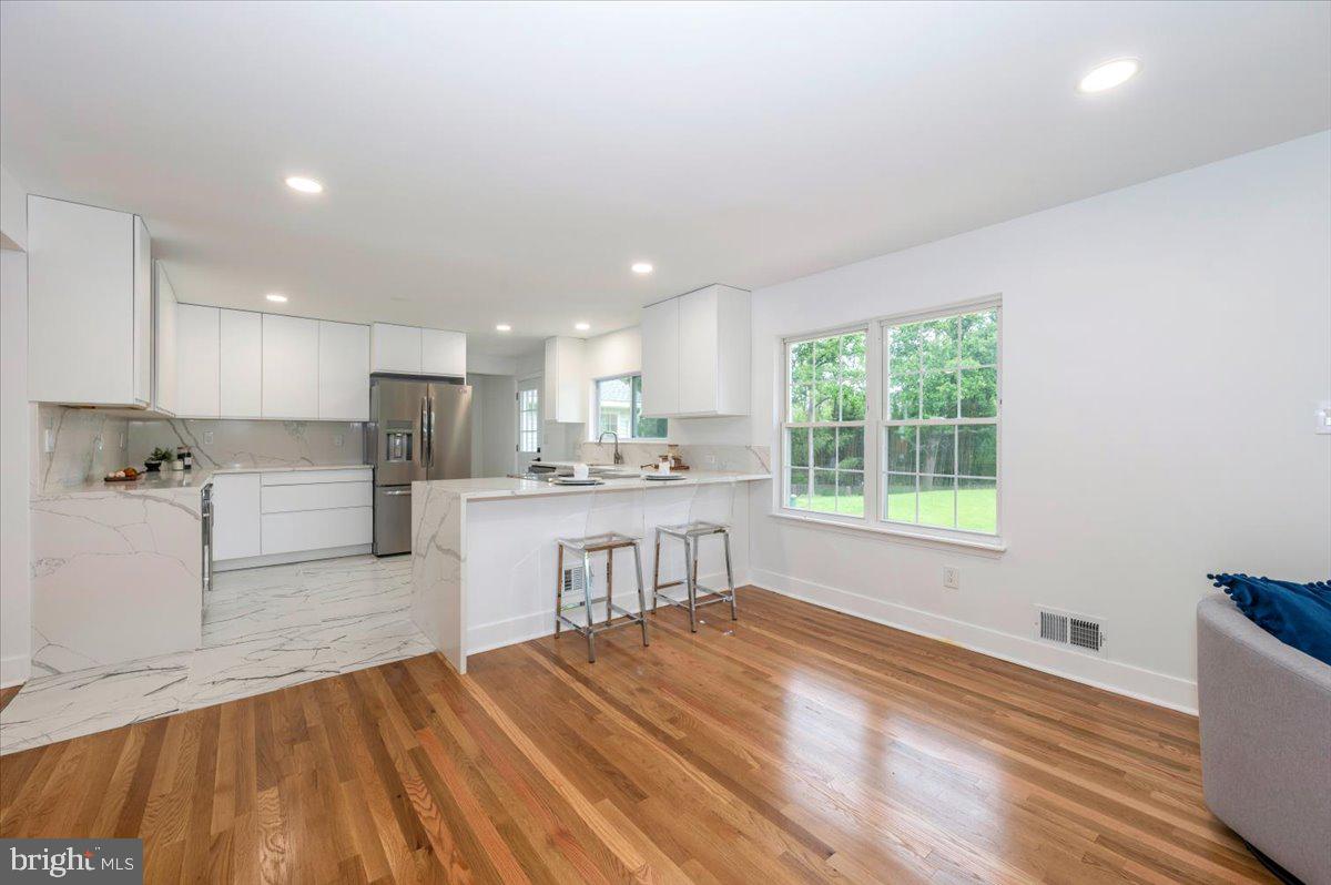 PT ROCKVILLE OUT RES. 3 - Residential