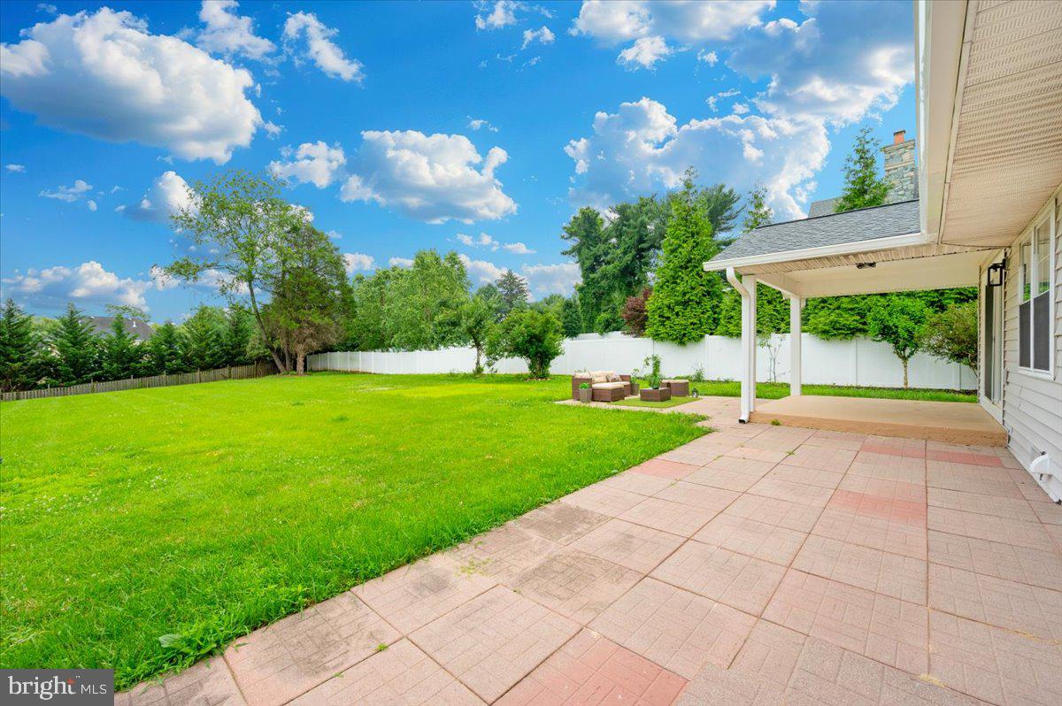 PT ROCKVILLE OUT RES. 3 - Residential