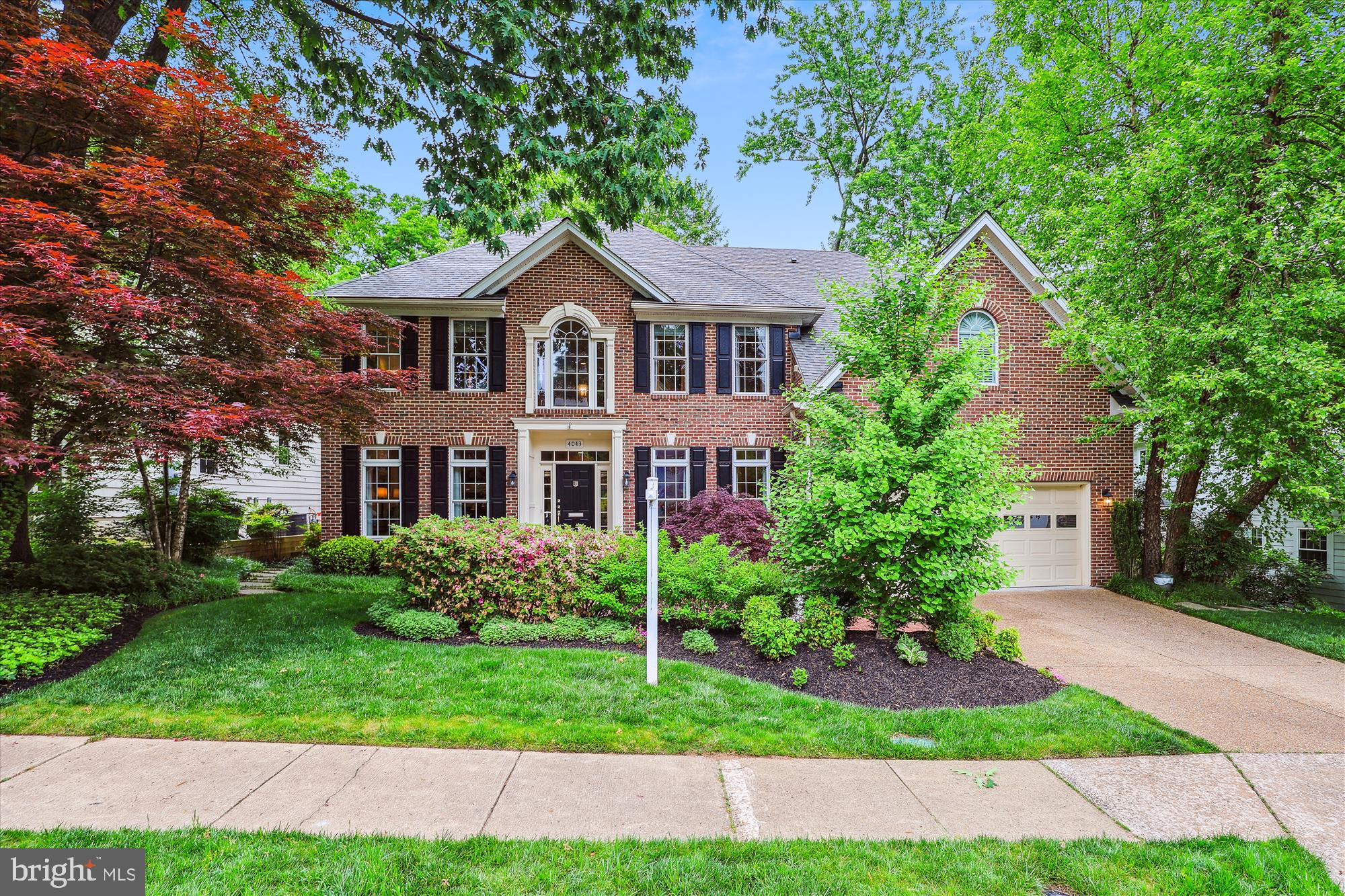 BROYHILL FOREST - Residential