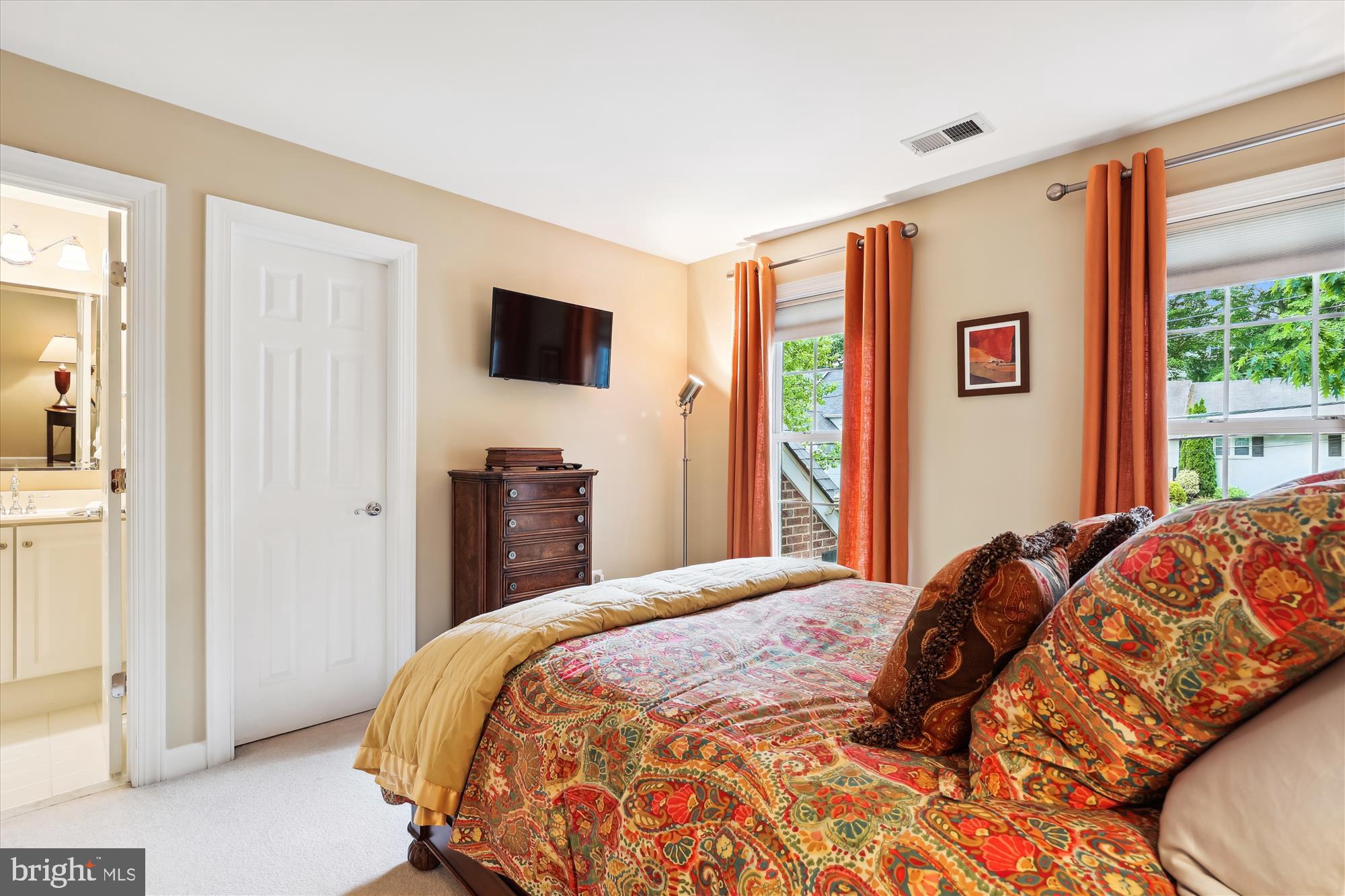 BROYHILL FOREST - Residential