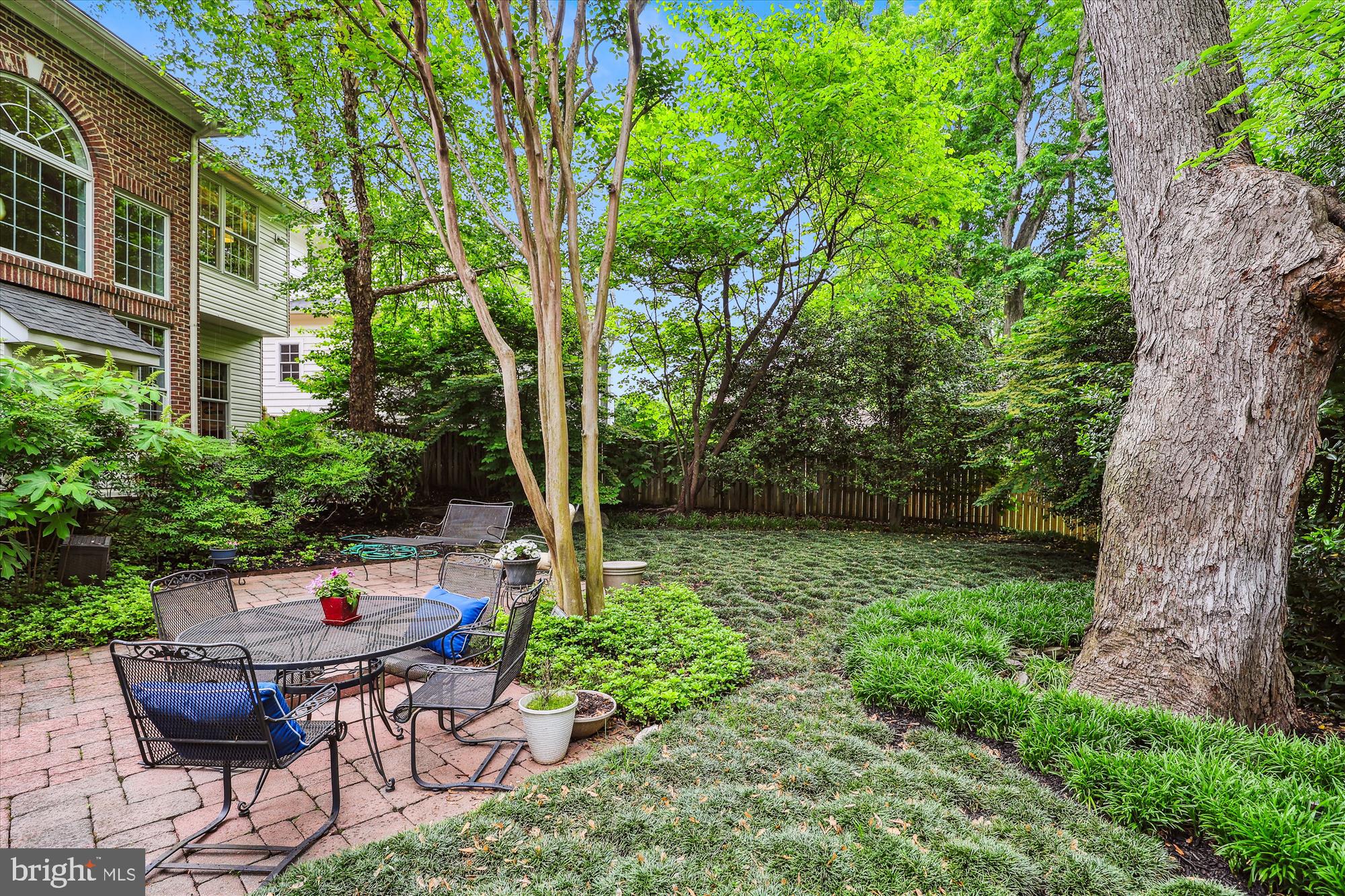 BROYHILL FOREST - Residential