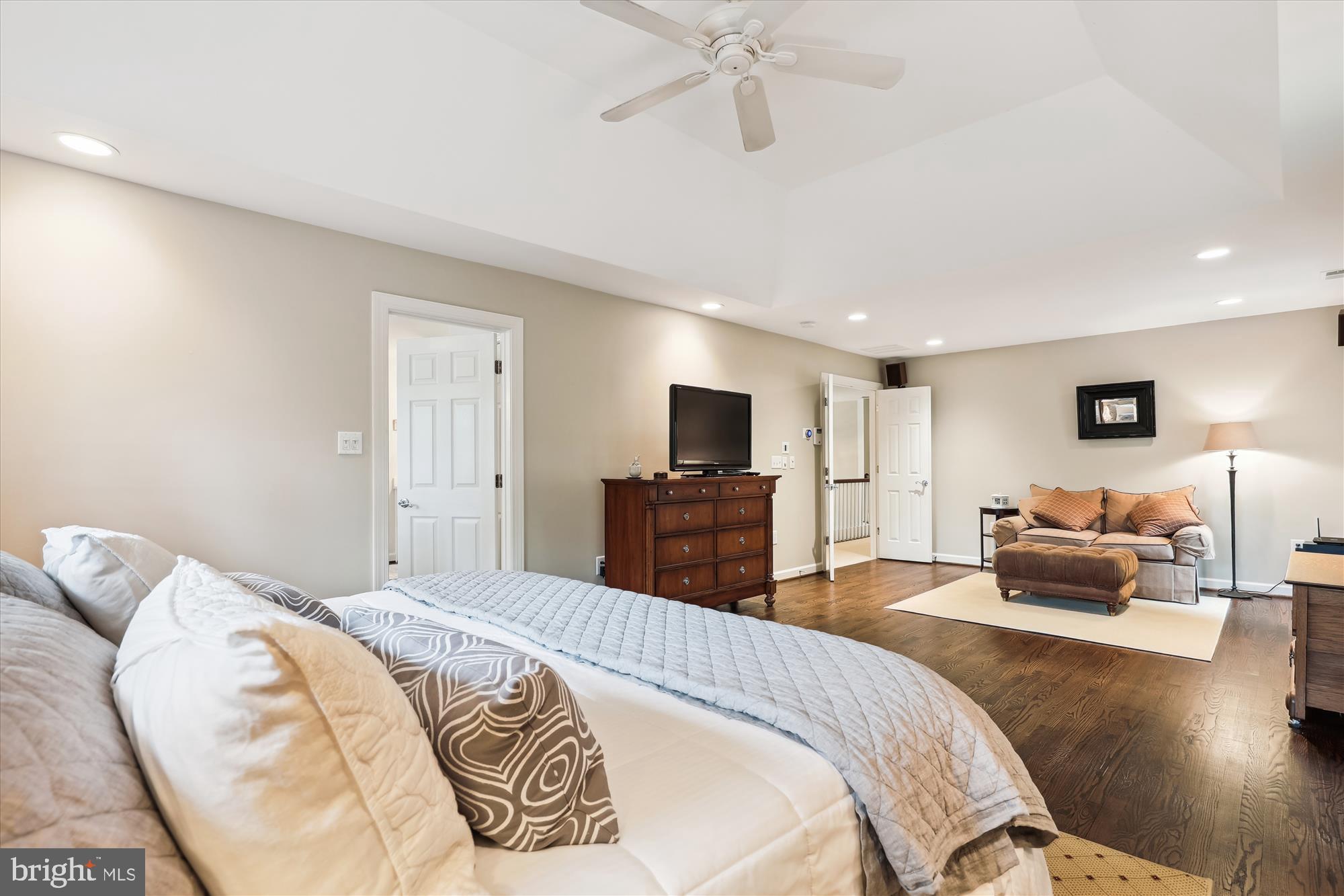 BROYHILL FOREST - Residential