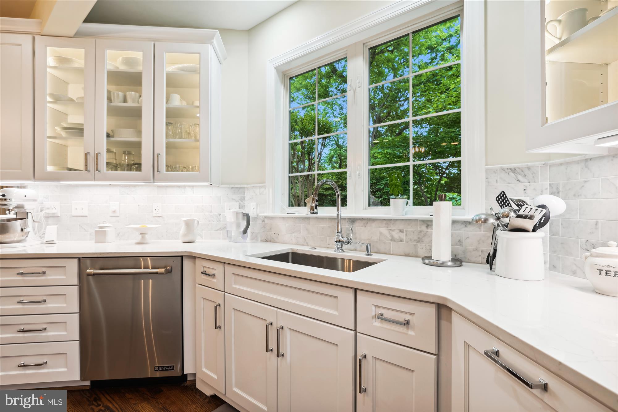 BROYHILL FOREST - Residential