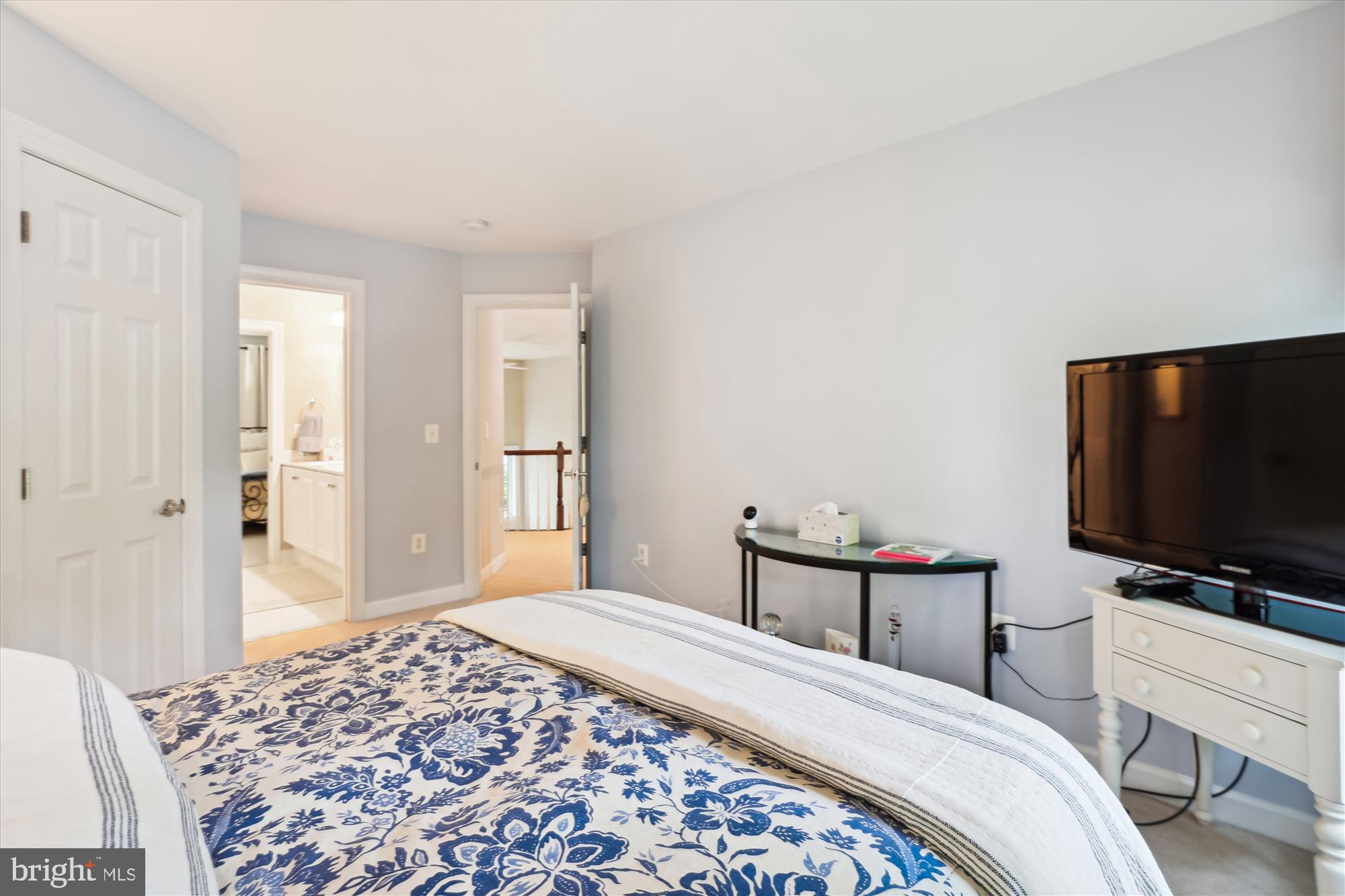 BROYHILL FOREST - Residential