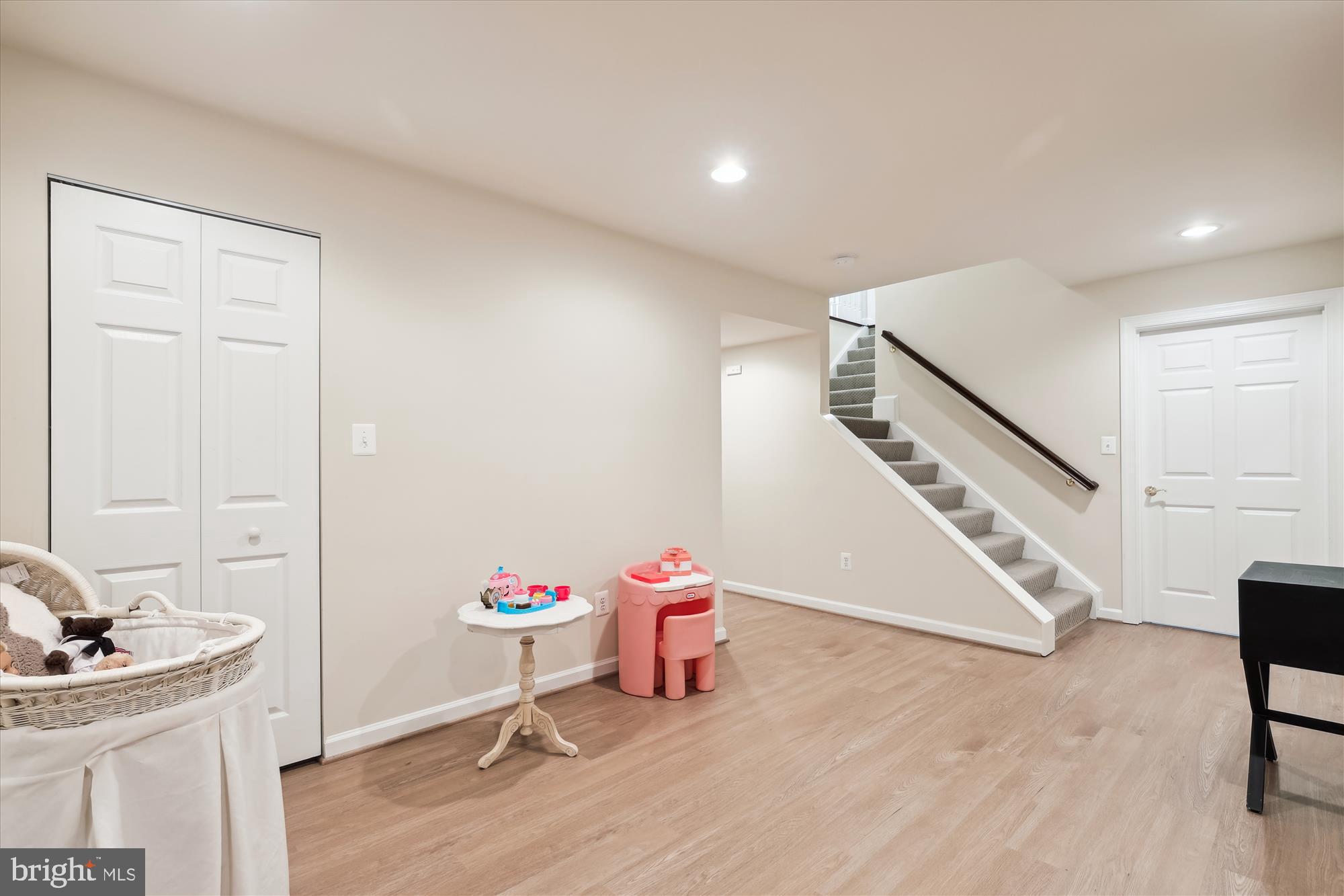 BROYHILL FOREST - Residential