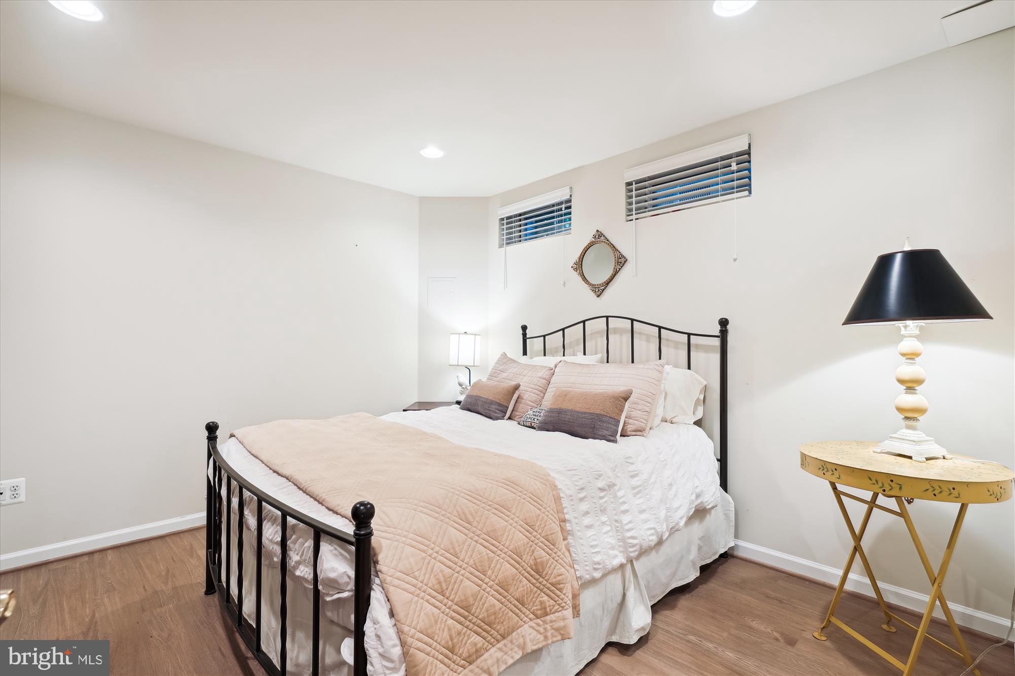 BROYHILL FOREST - Residential