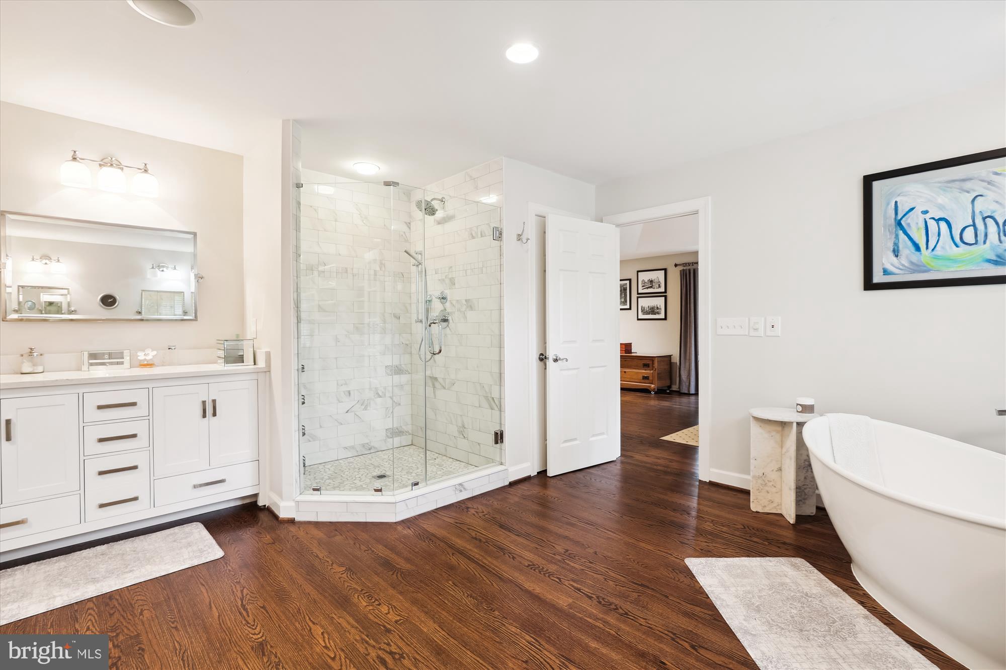 BROYHILL FOREST - Residential