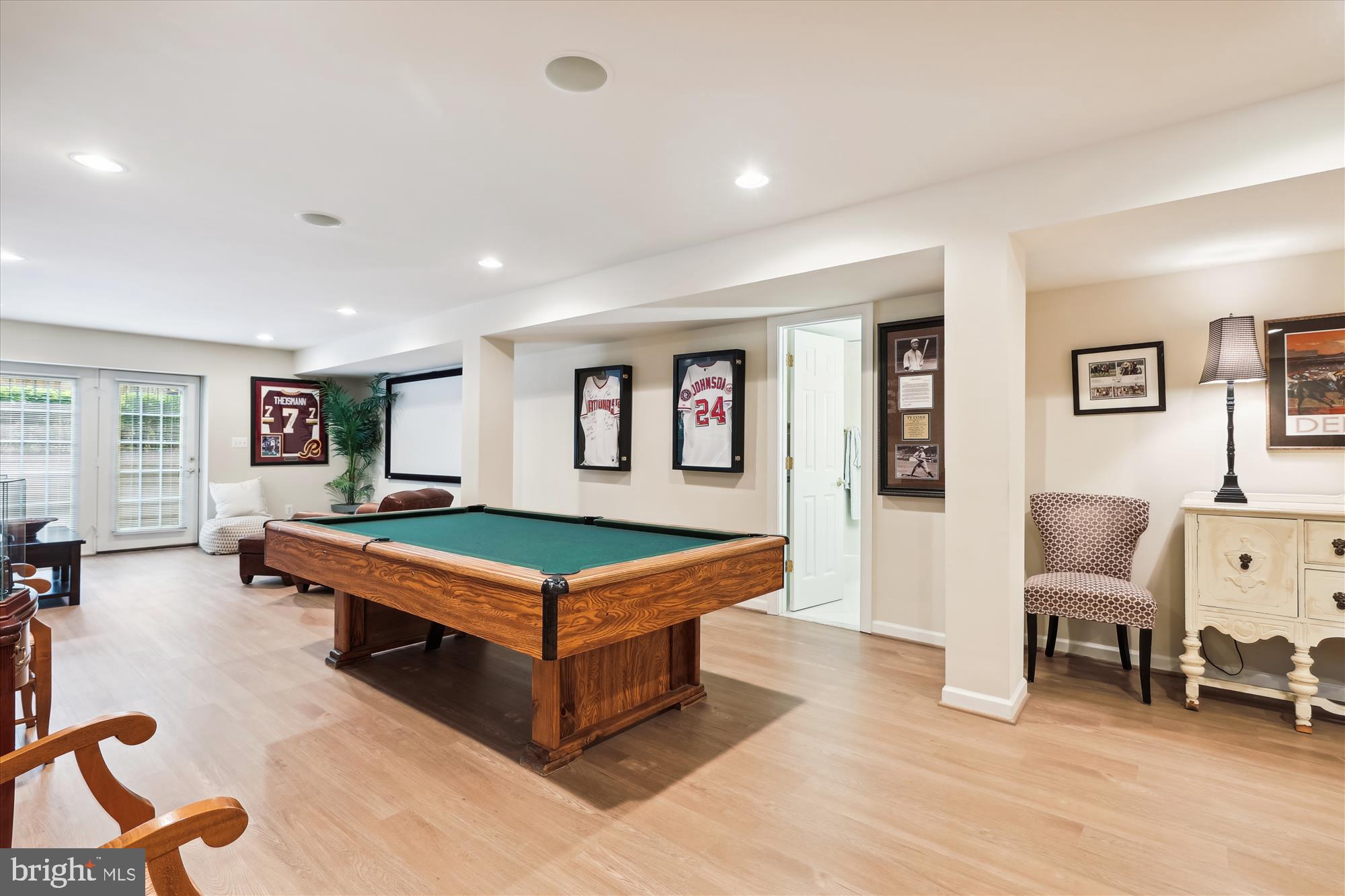 BROYHILL FOREST - Residential