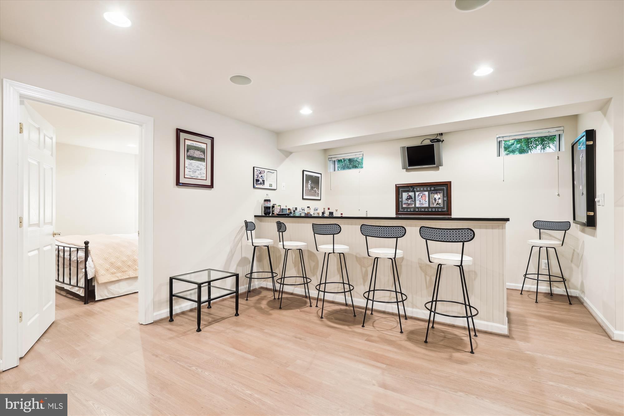 BROYHILL FOREST - Residential