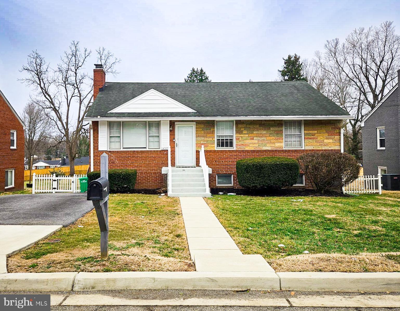 BROADVIEW - Residential