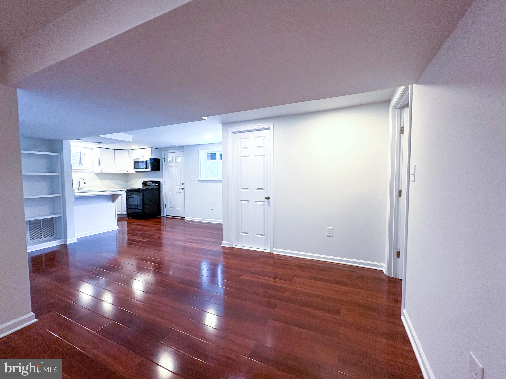 BROADVIEW - Residential