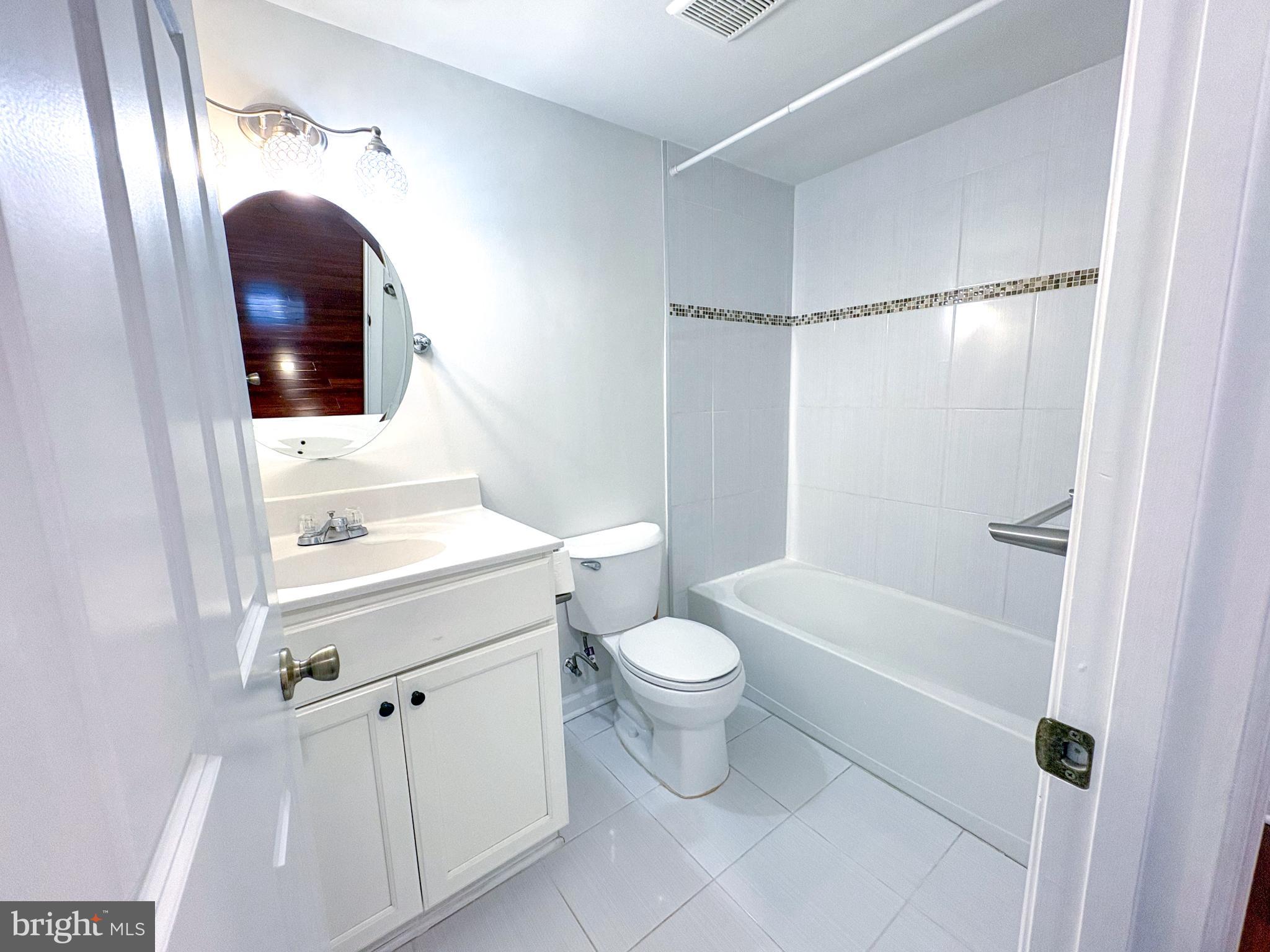 BROADVIEW - Residential