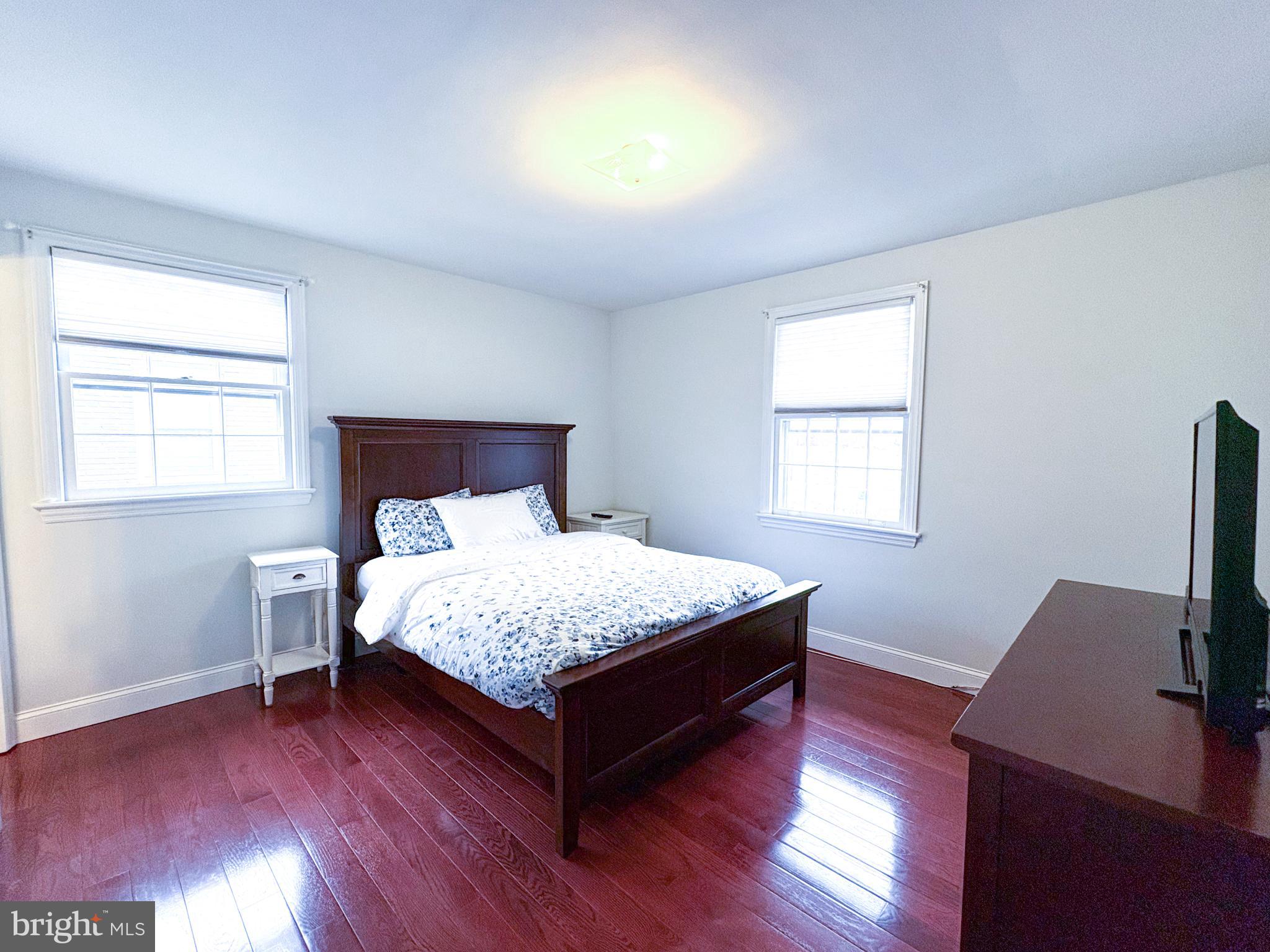 BROADVIEW - Residential