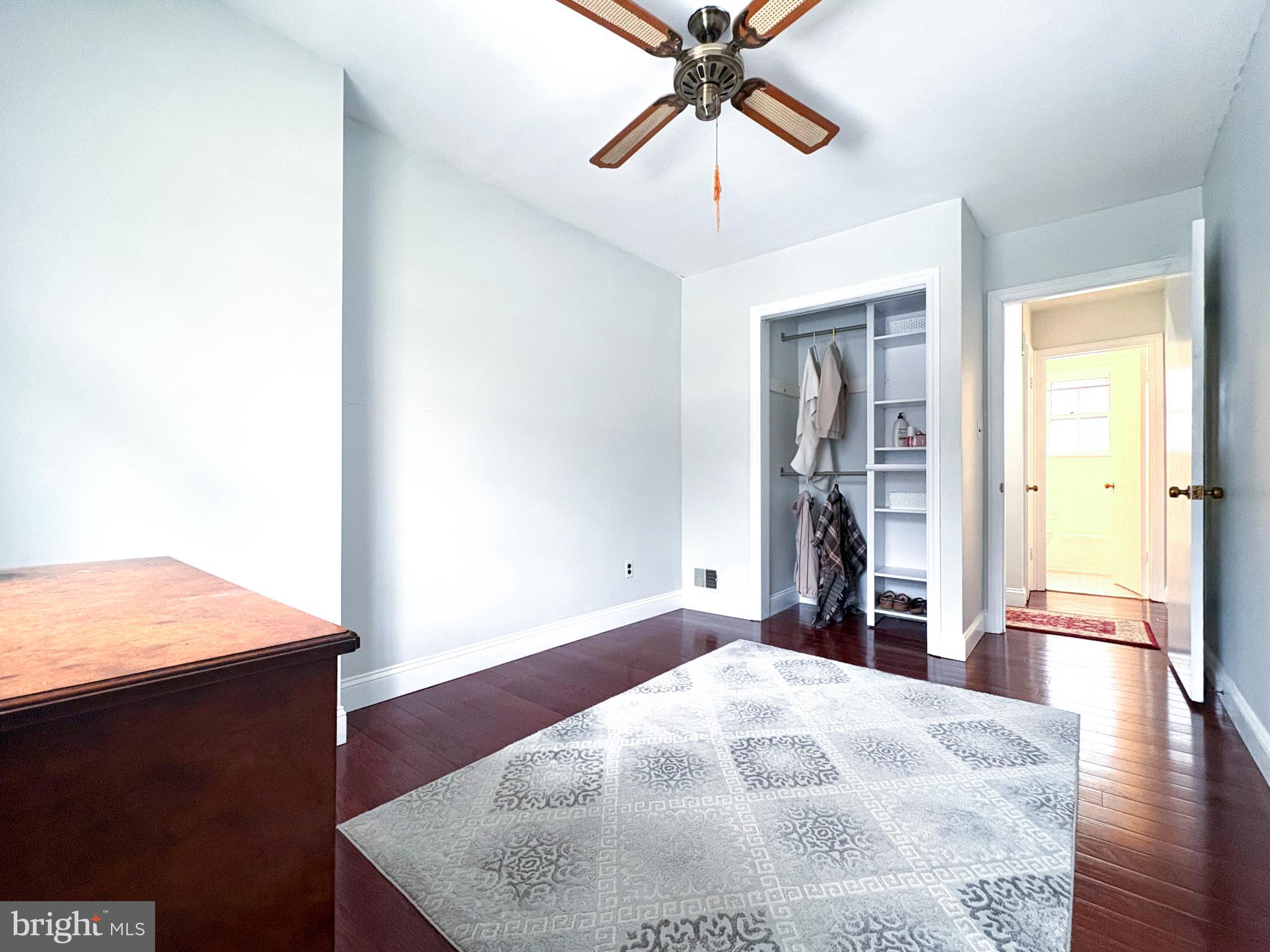 BROADVIEW - Residential