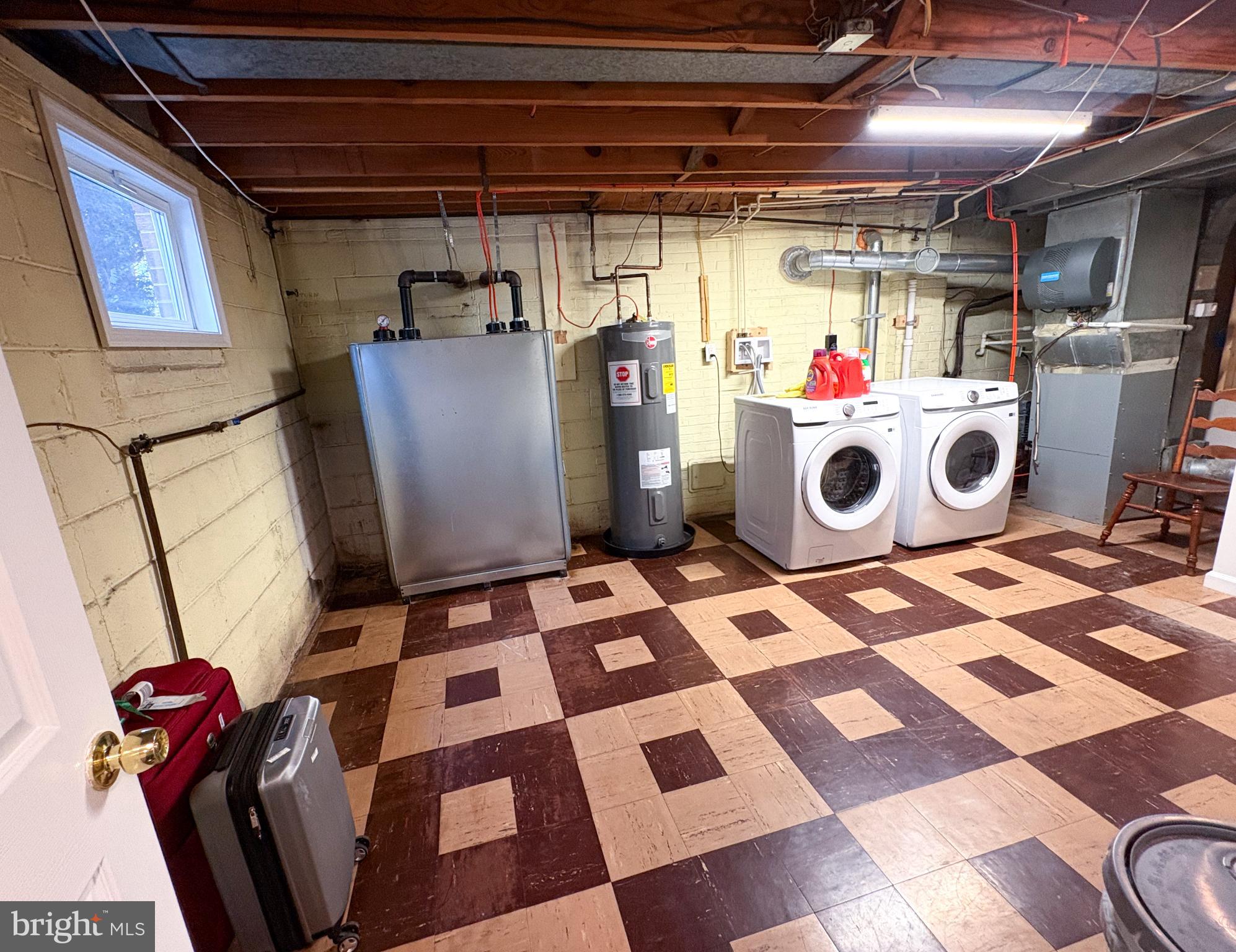 BROADVIEW - Residential