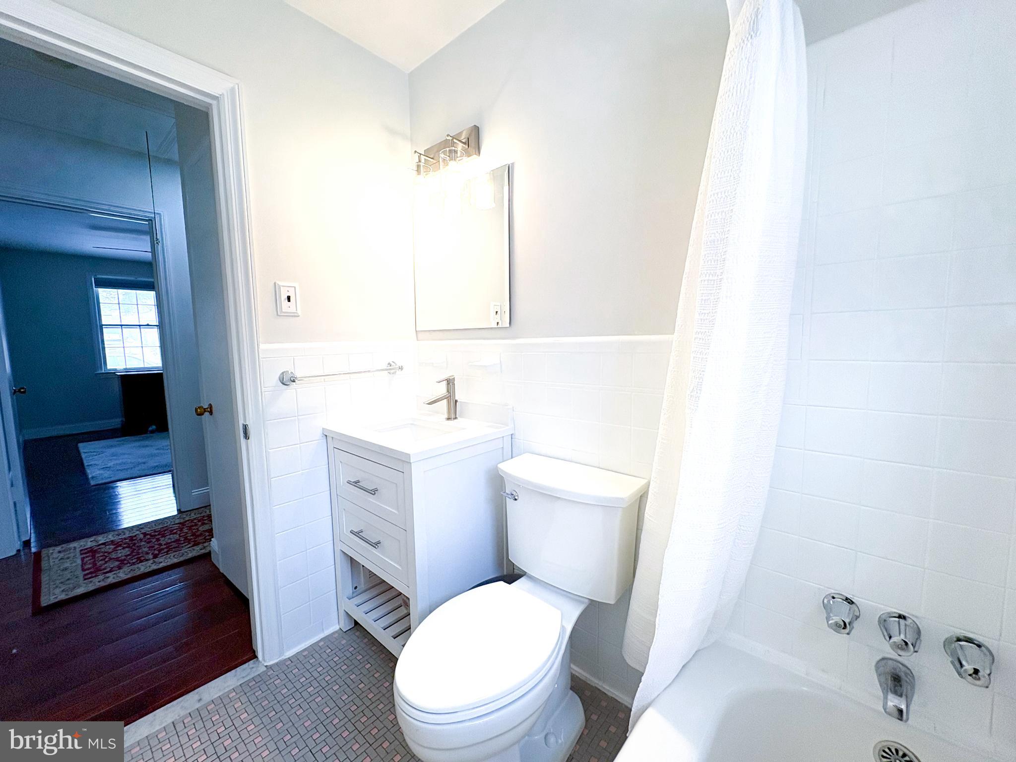 BROADVIEW - Residential