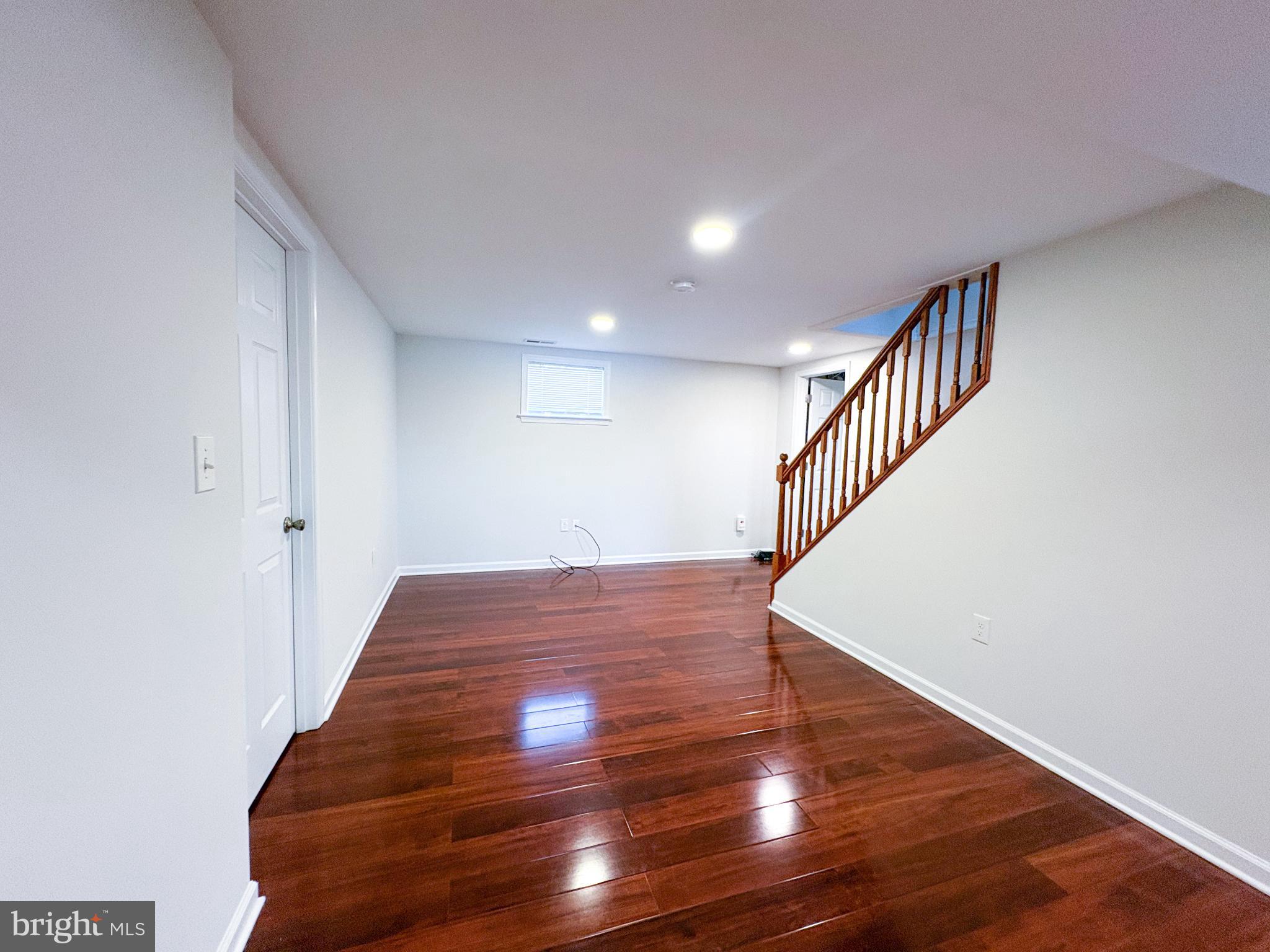 BROADVIEW - Residential