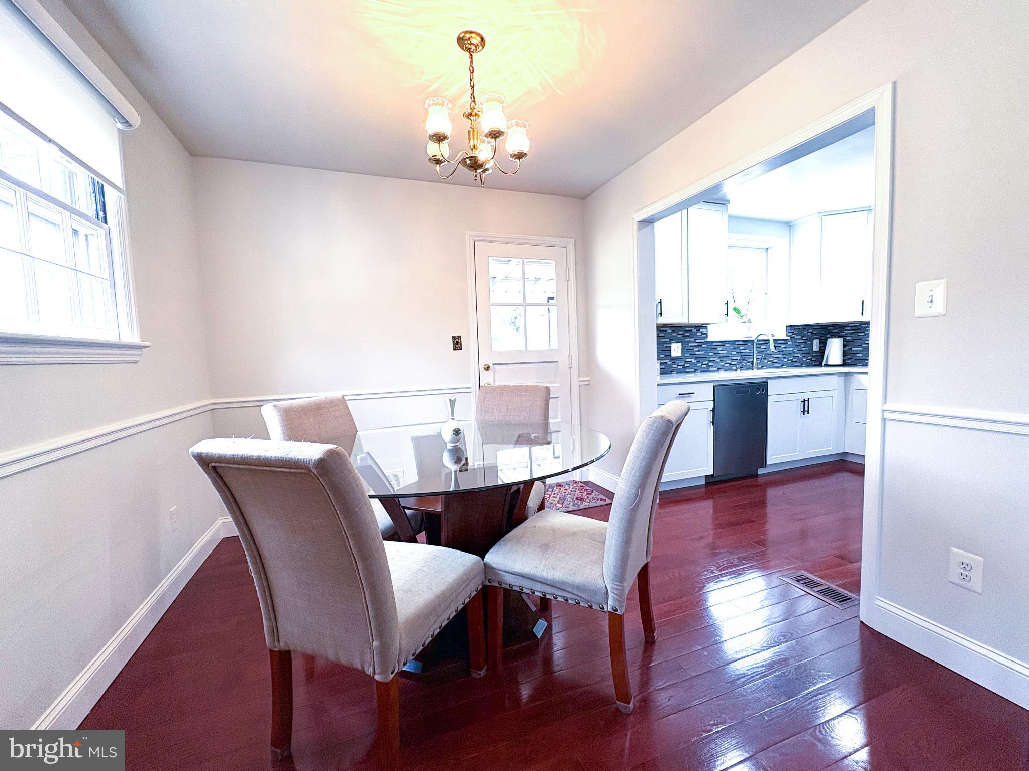 BROADVIEW - Residential