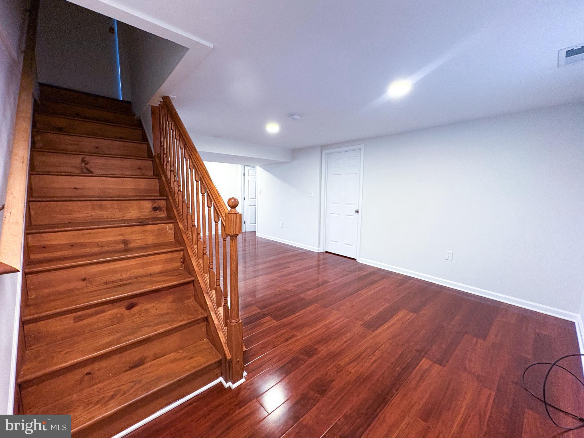 BROADVIEW - Residential