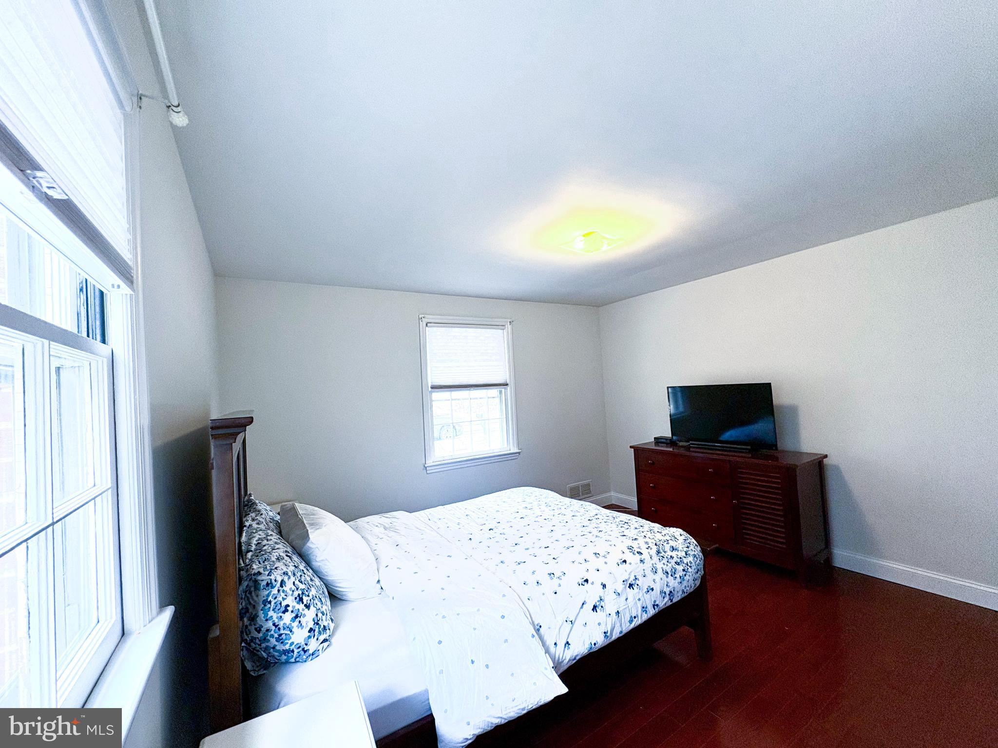 BROADVIEW - Residential