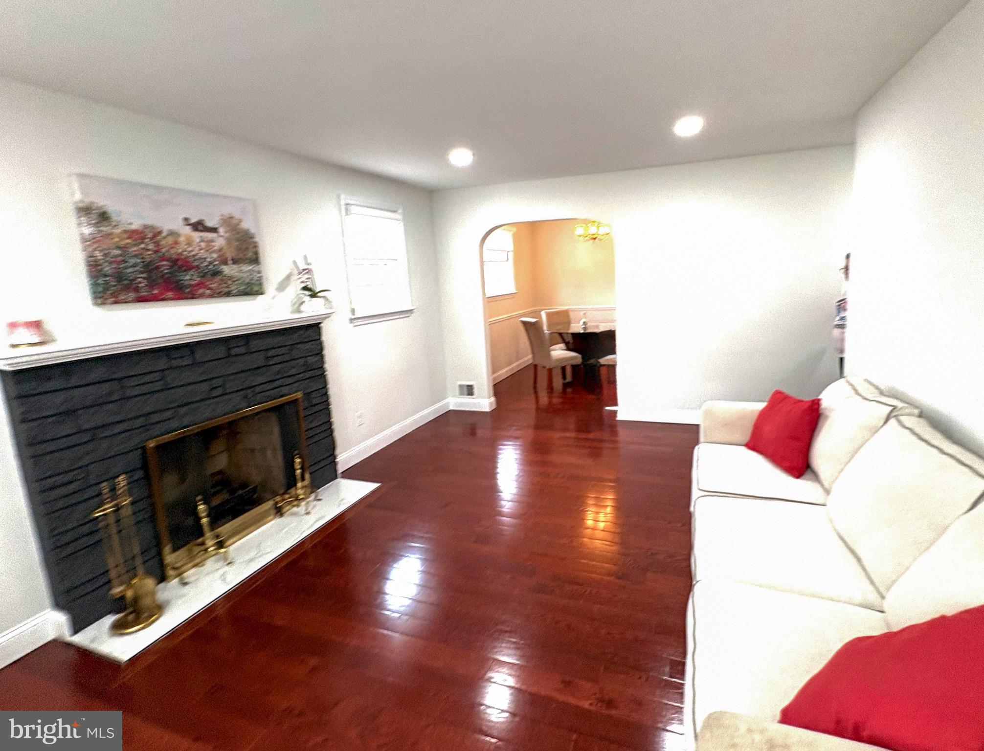 BROADVIEW - Residential