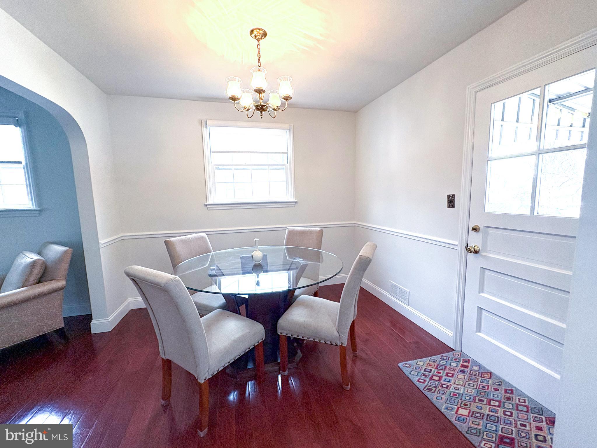 BROADVIEW - Residential