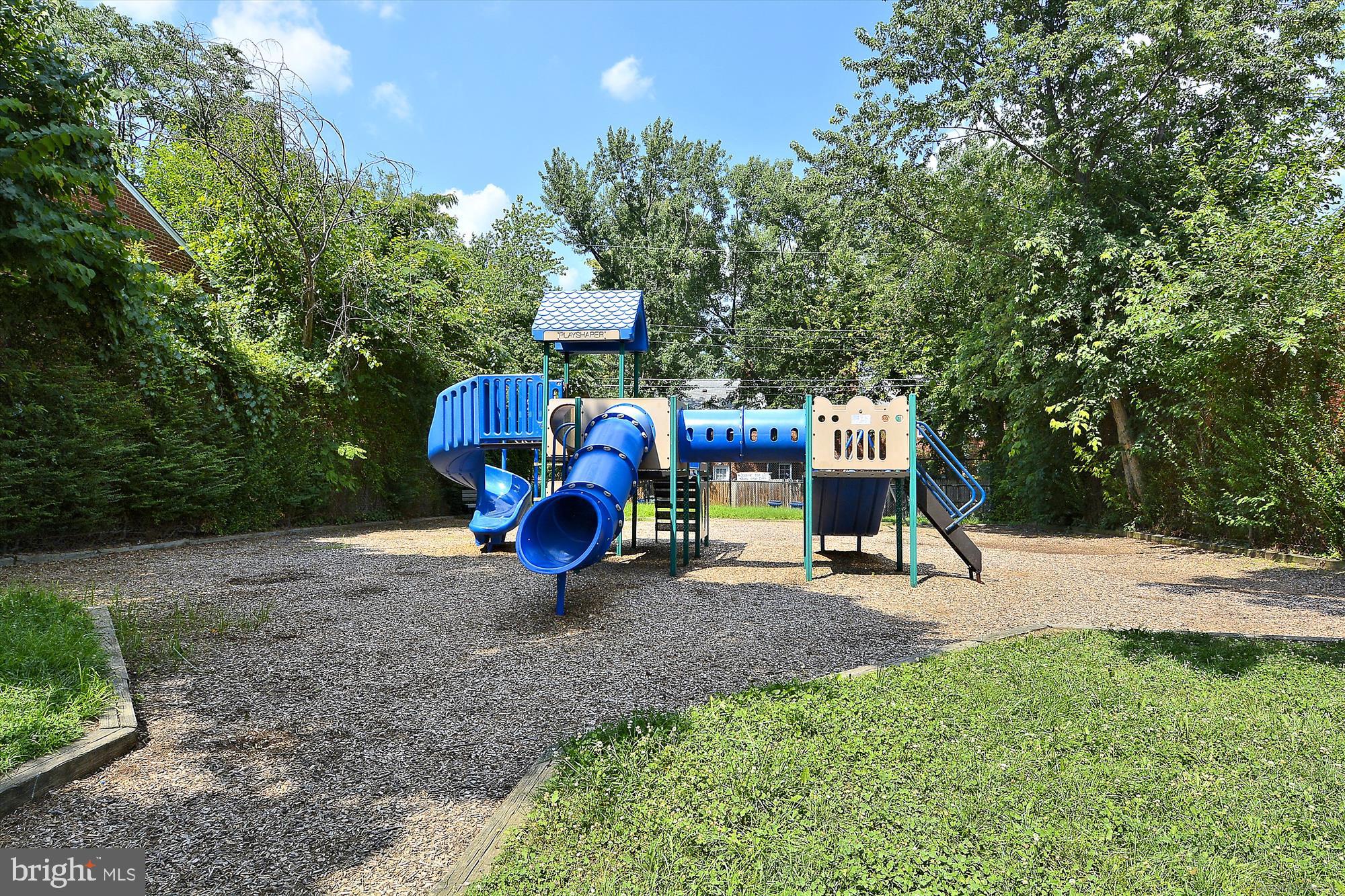 FAIRLINGTON TOWNE - Residential