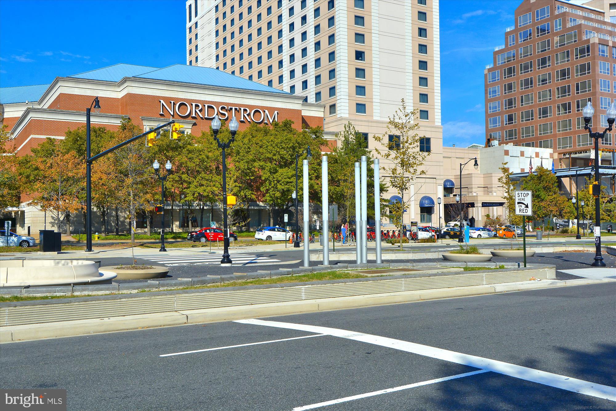 FAIRLINGTON TOWNE - Residential