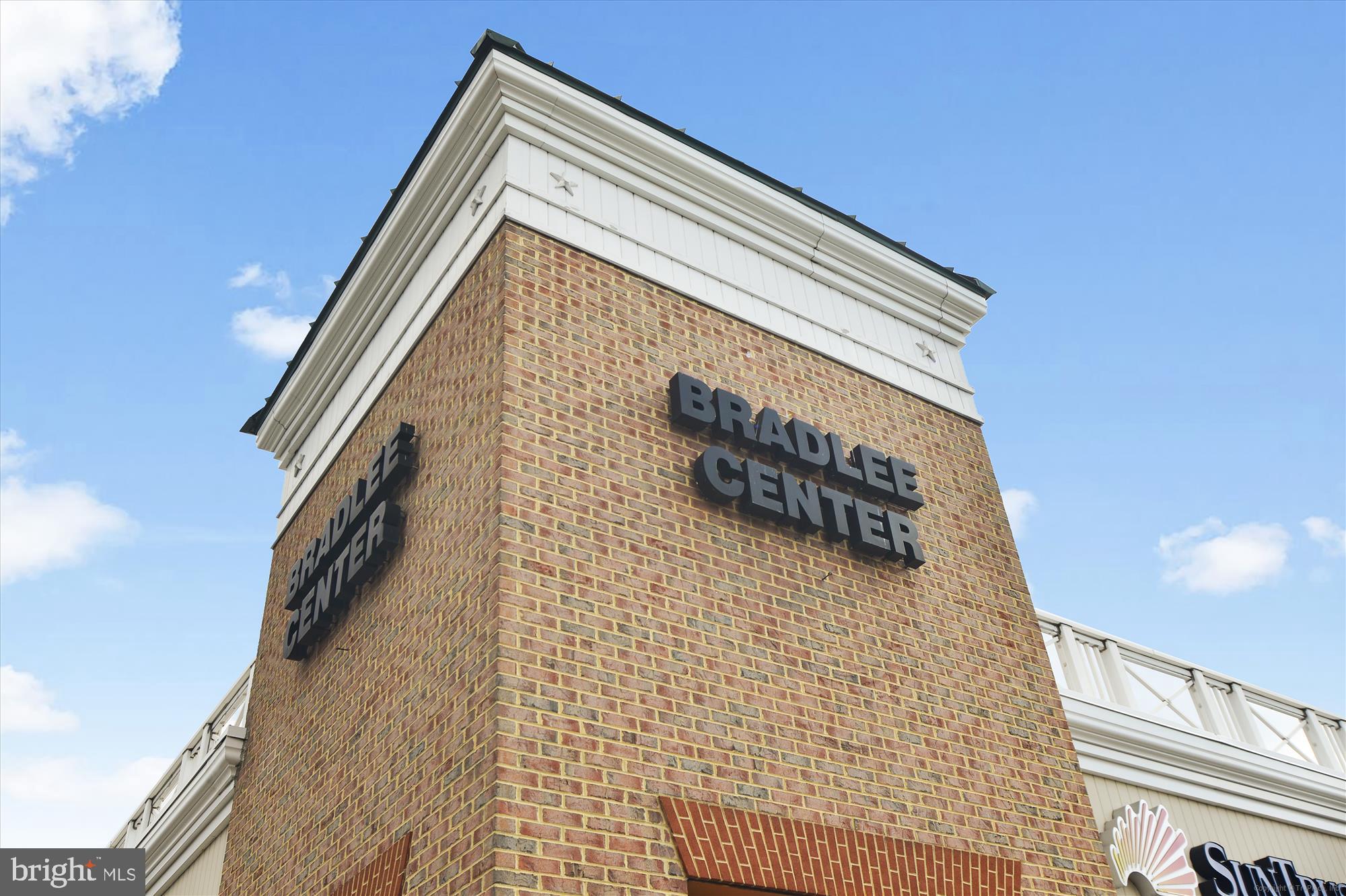 FAIRLINGTON TOWNE - Residential