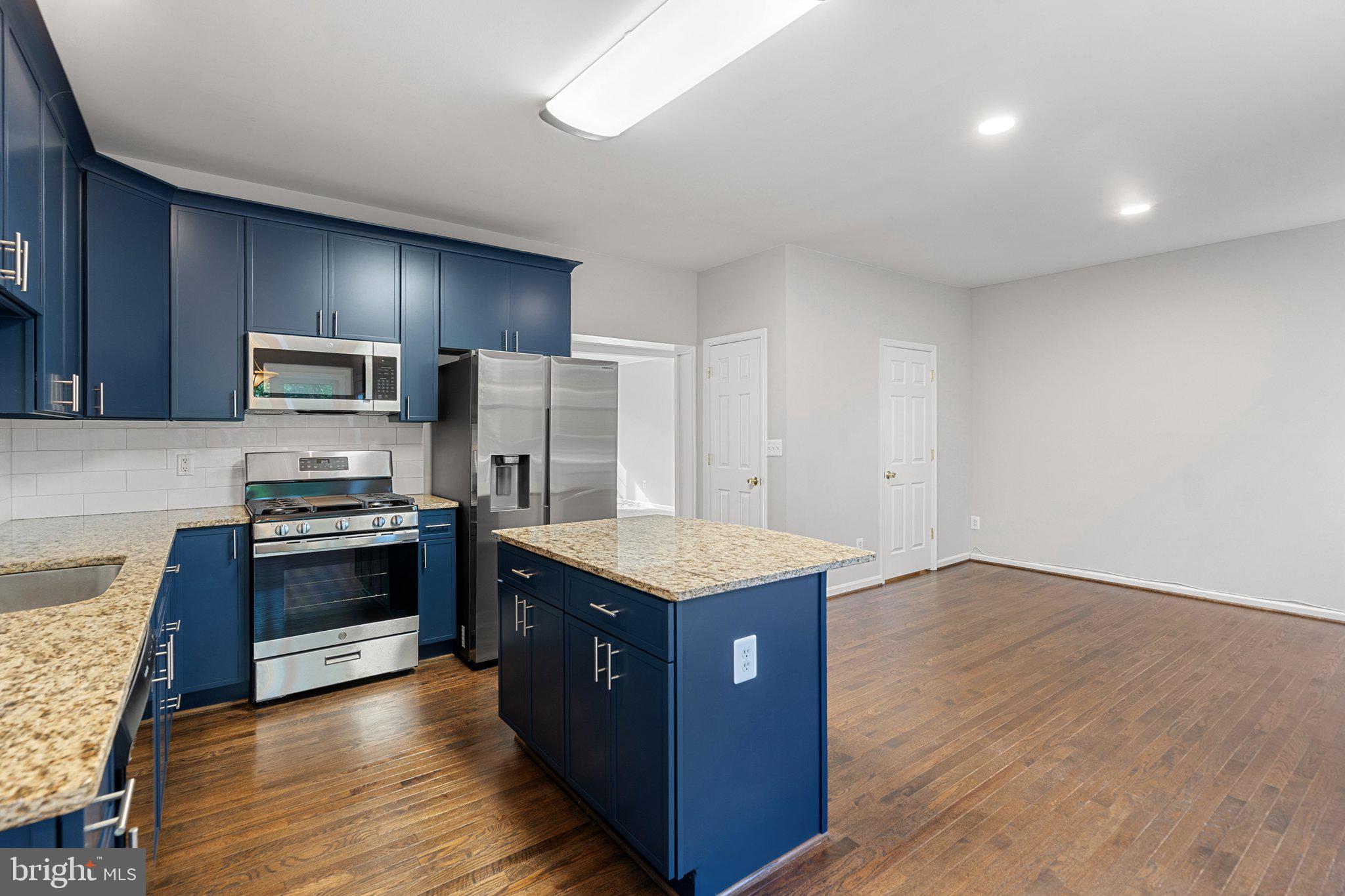 FARMWELL HUNT - Residential