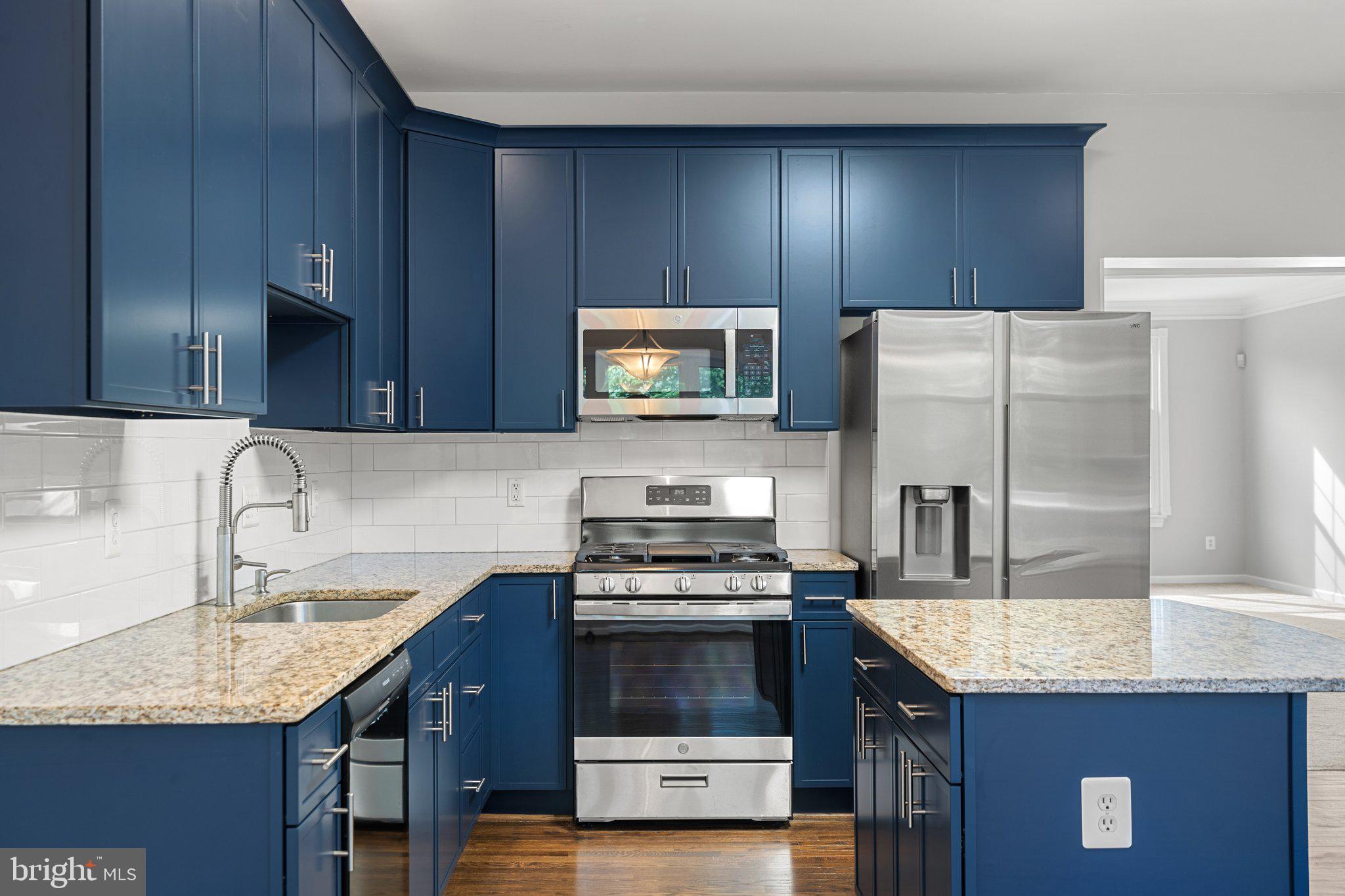 FARMWELL HUNT - Residential