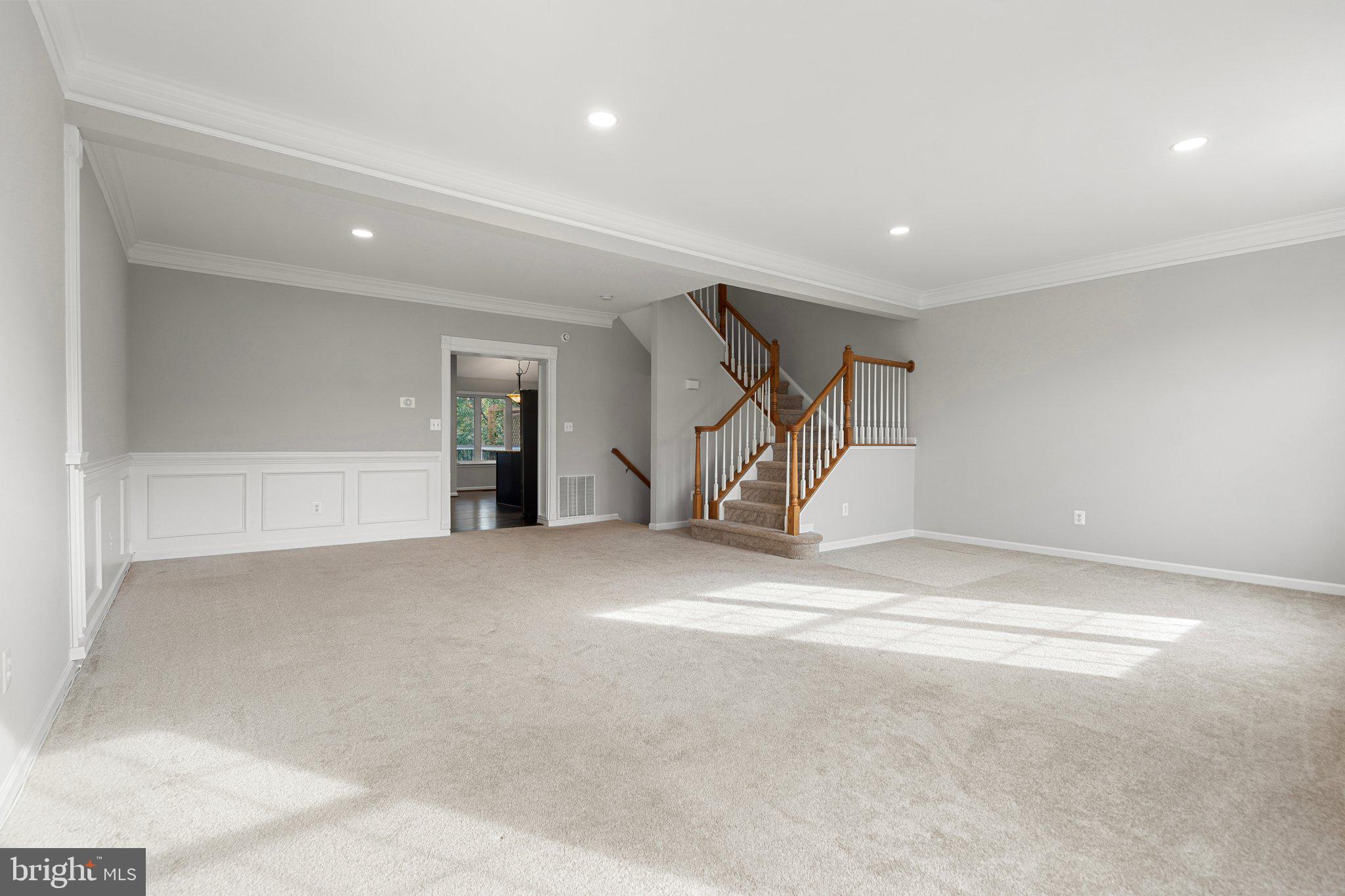 FARMWELL HUNT - Residential