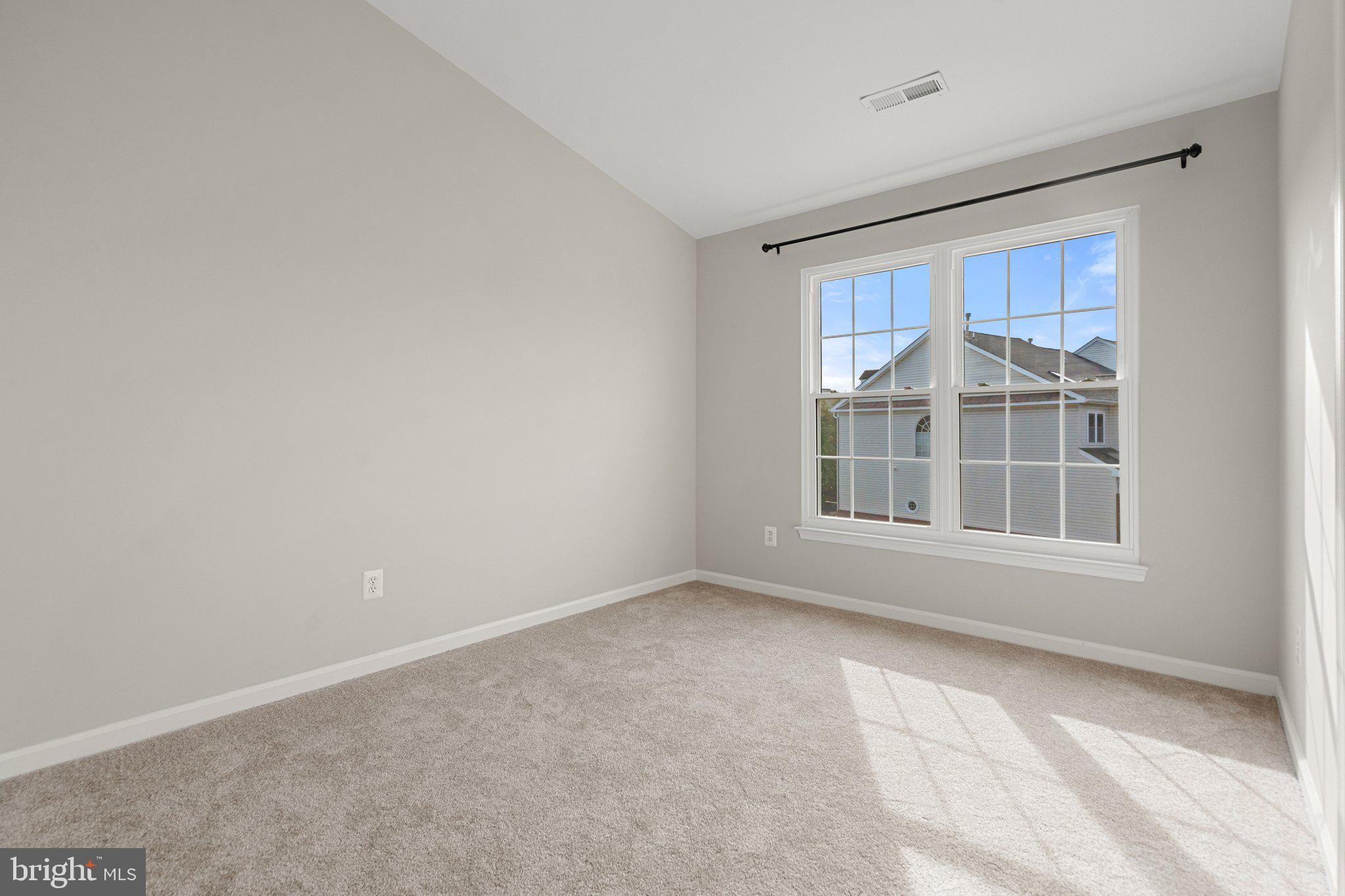 FARMWELL HUNT - Residential