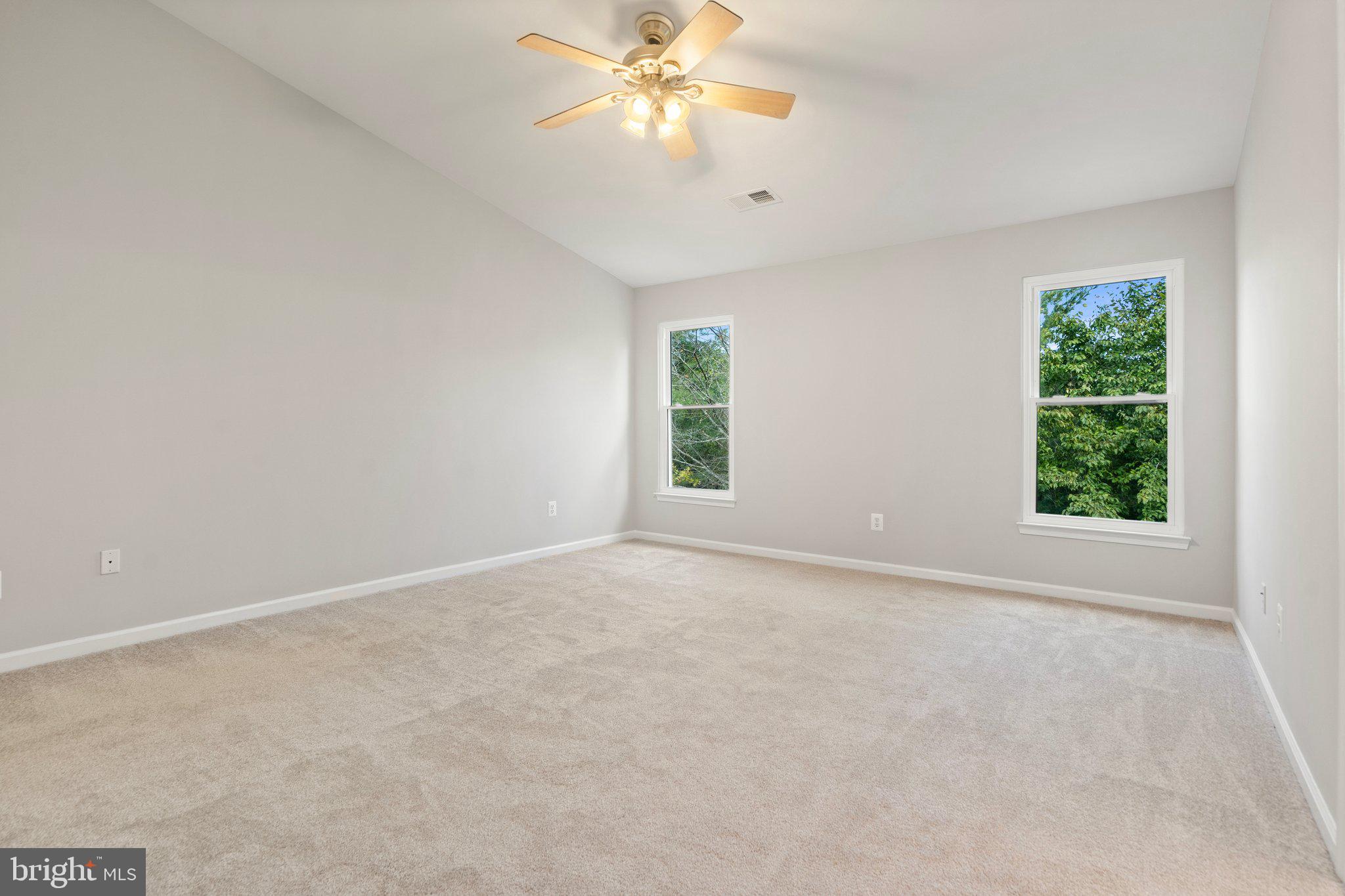 FARMWELL HUNT - Residential