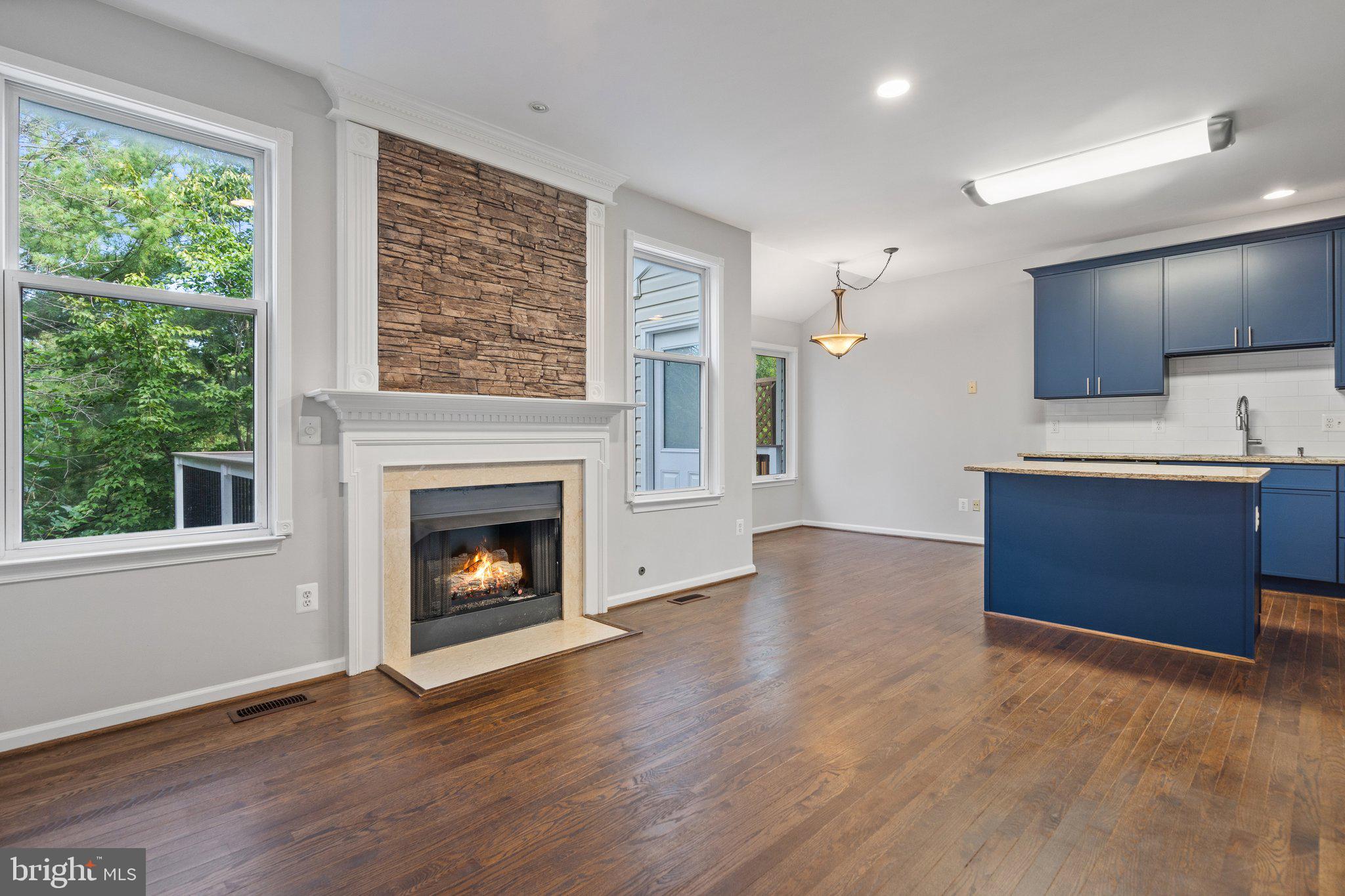 FARMWELL HUNT - Residential