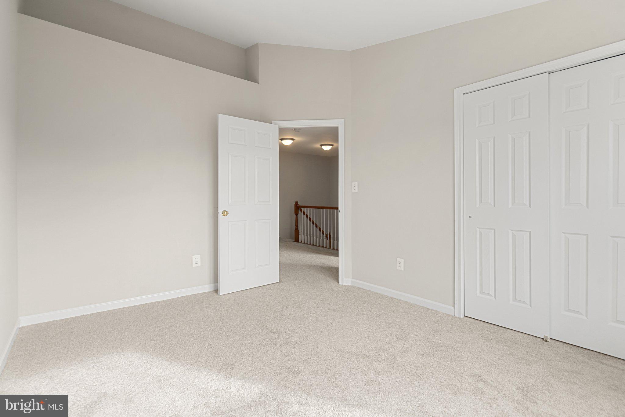 FARMWELL HUNT - Residential